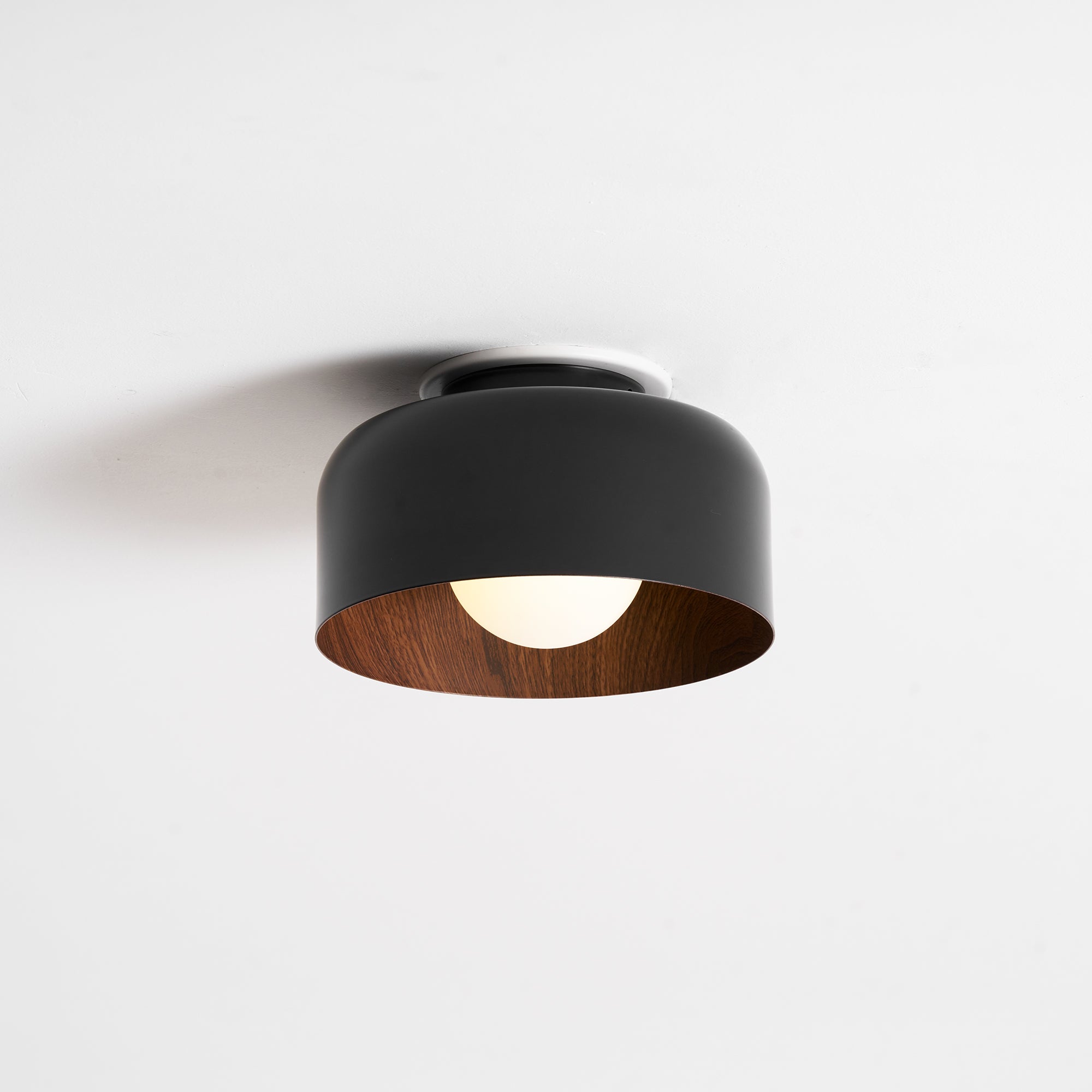 Ronde Plafondlamp met Houtnerf Interieur Glazen Bol ∅22 cm voor Hal Keuken Slaapkamer Wandmontage G9 Fitting | Sansoti