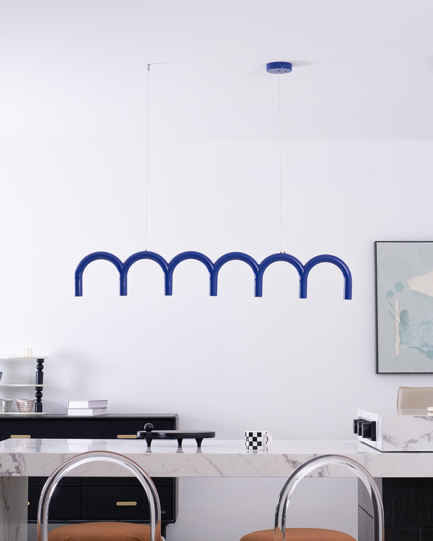 Moderne Kroonluchter met Cirkelvormige M-Bogen – 4, 7 of 9 Lichtpunten in Wit, Zwart of Blauw | Sansoti