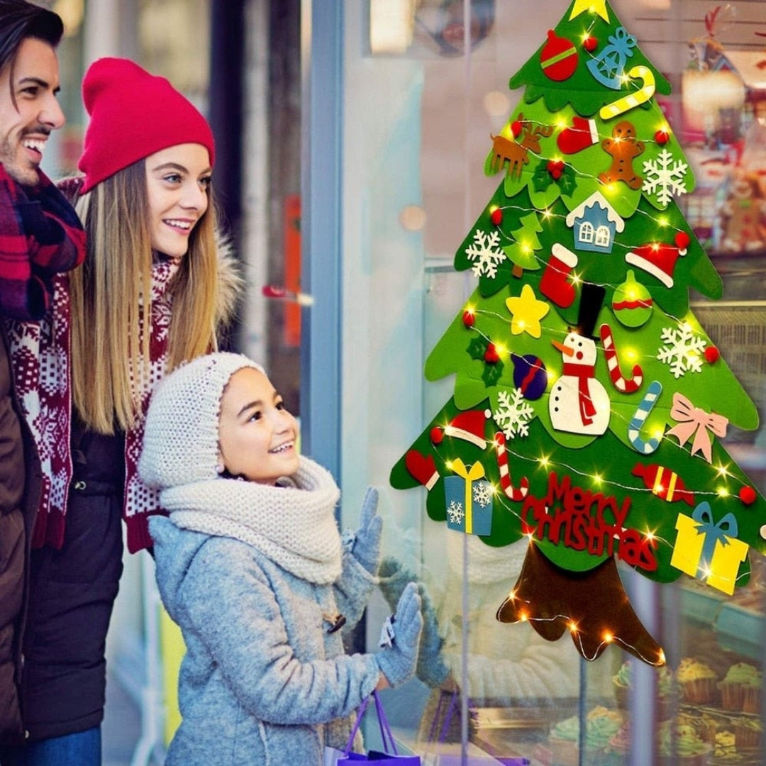 Filz-Weihnachtsbaum-Wandtafel für Kinder 100x35cm mit LED-Beleuchtung und 32 Ornamenten Interaktives Spielzeug | Sansoti