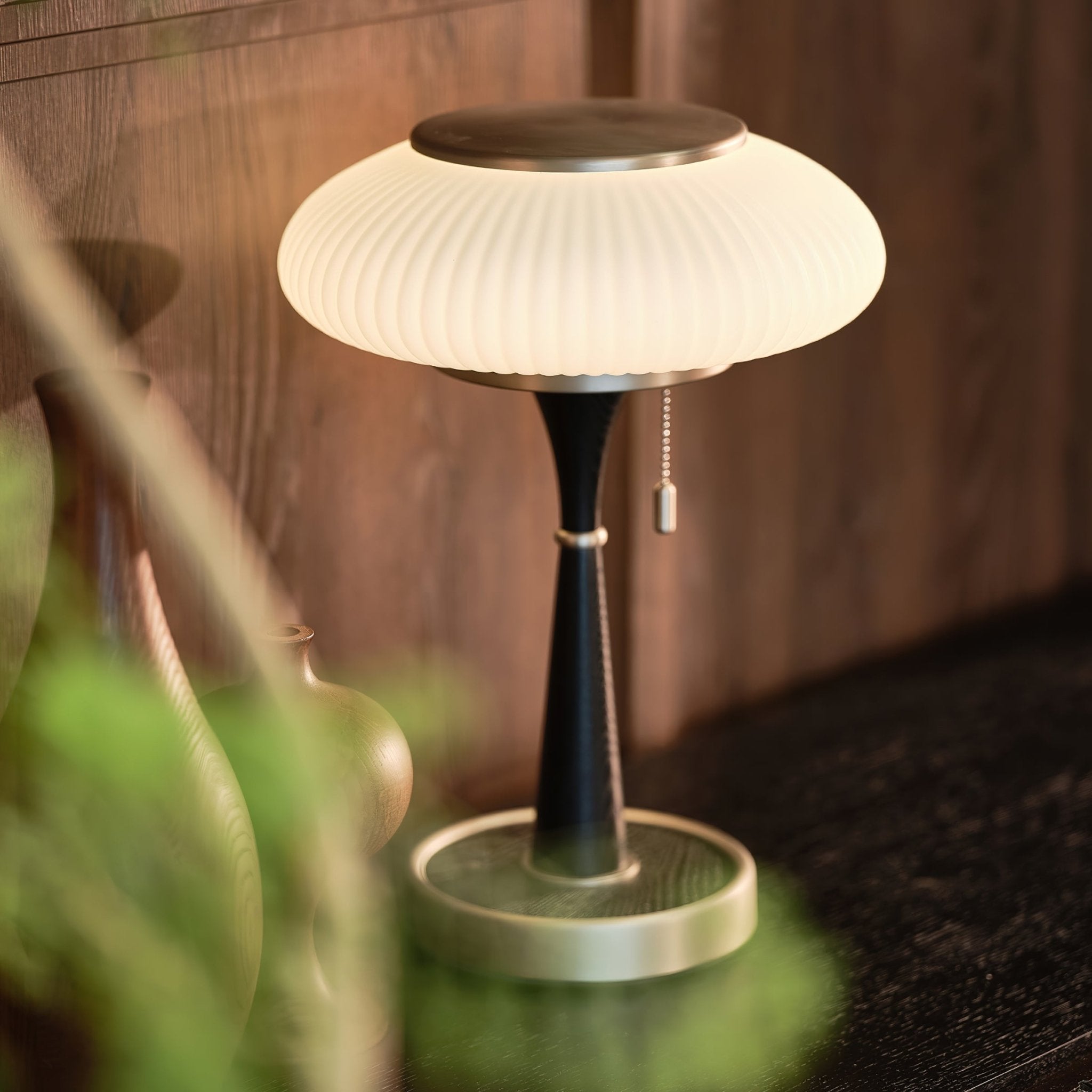 Tafellamp met Paddenstoelkap – Vintage Designverlichting voor Bureaus en Nachtkastjes | Sansoti