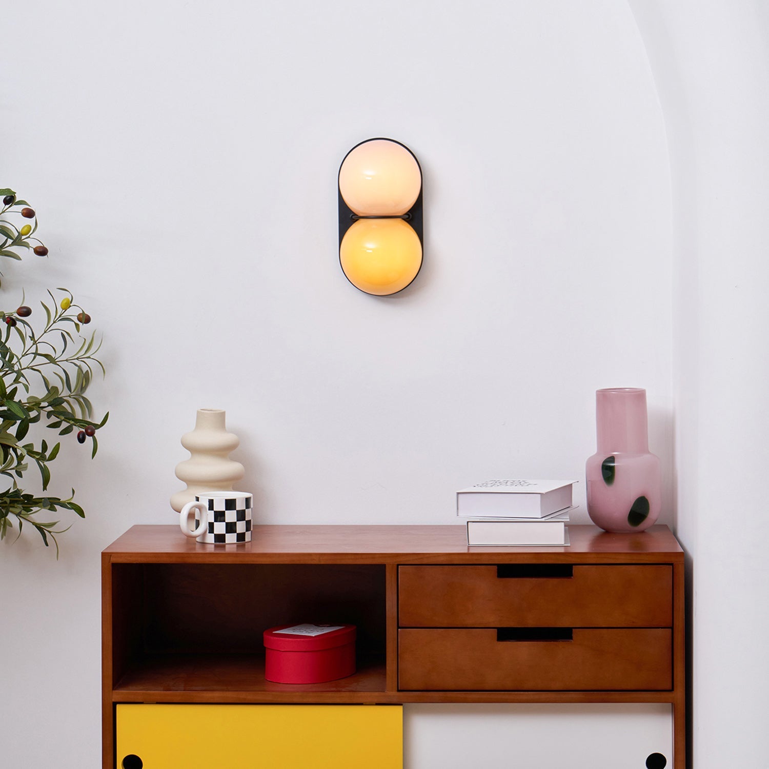 Moderne Dubbele Glazen Wandlamp – Speelse Verlichting met Gekleurde Glazen voor Slaapkamer & Kinderkamer | Sansoti