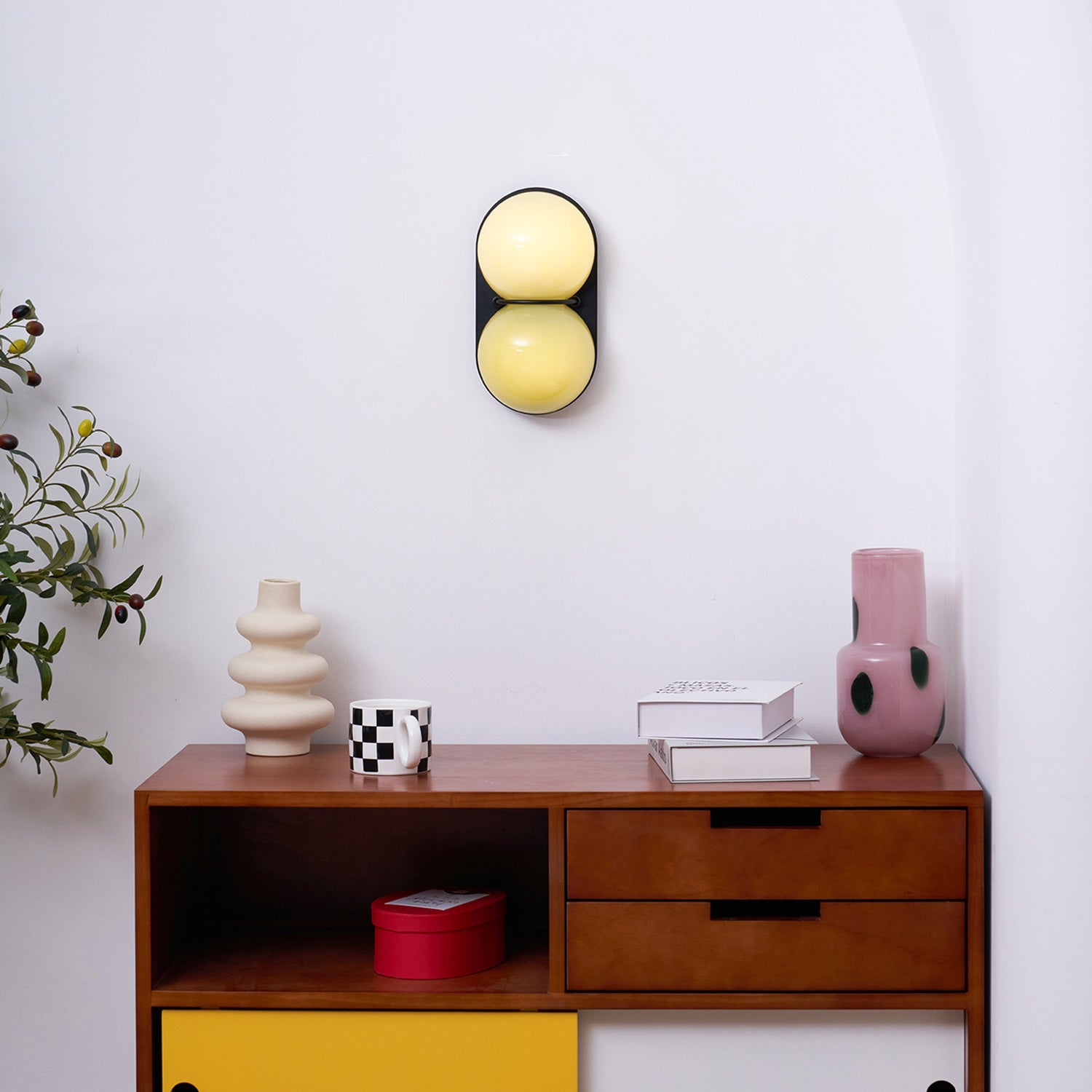 Moderne Dubbele Glazen Wandlamp – Speelse Verlichting met Gekleurde Glazen voor Slaapkamer & Kinderkamer | Sansoti