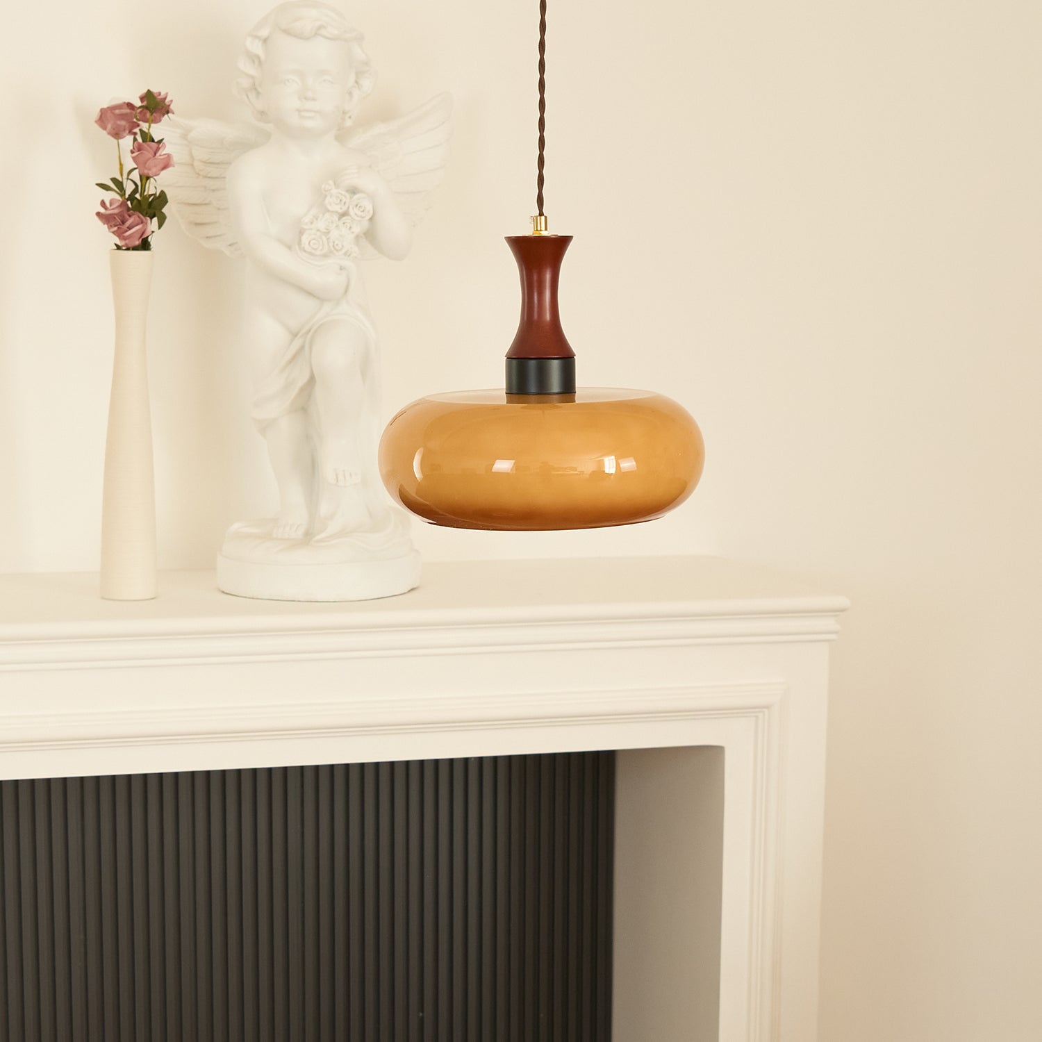 Amber glazen hanglamp – warme sfeerverlichting voor woonkamer en eetkamer | Sansoti