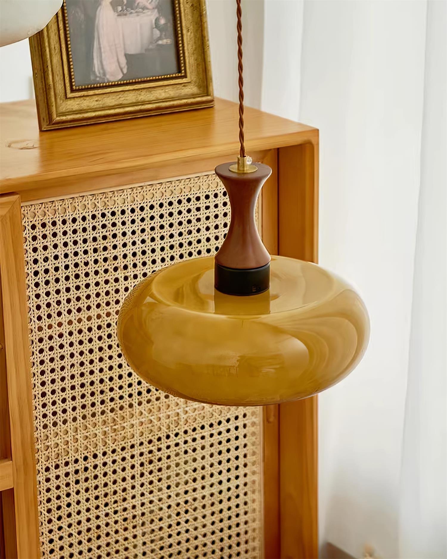 Amber glazen hanglamp – warme sfeerverlichting voor woonkamer en eetkamer | Sansoti