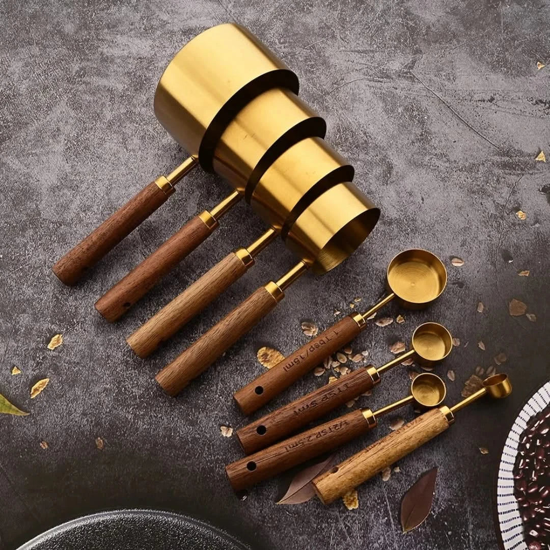 Messlöffel mit Holzgriff, 5-teiliges Set, Küchenlöffel aus Edelstahl zum Backen, Kochen und Abmessen, Premium | Sansoti