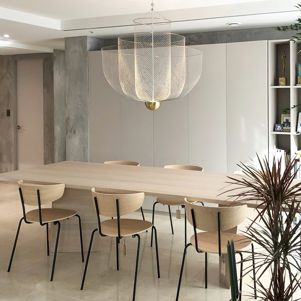 Geometrische Metalen Kroonluchter met Geïntegreerde LED en Messing Accenten – Drie Gelaagde Designlamp | Sansoti