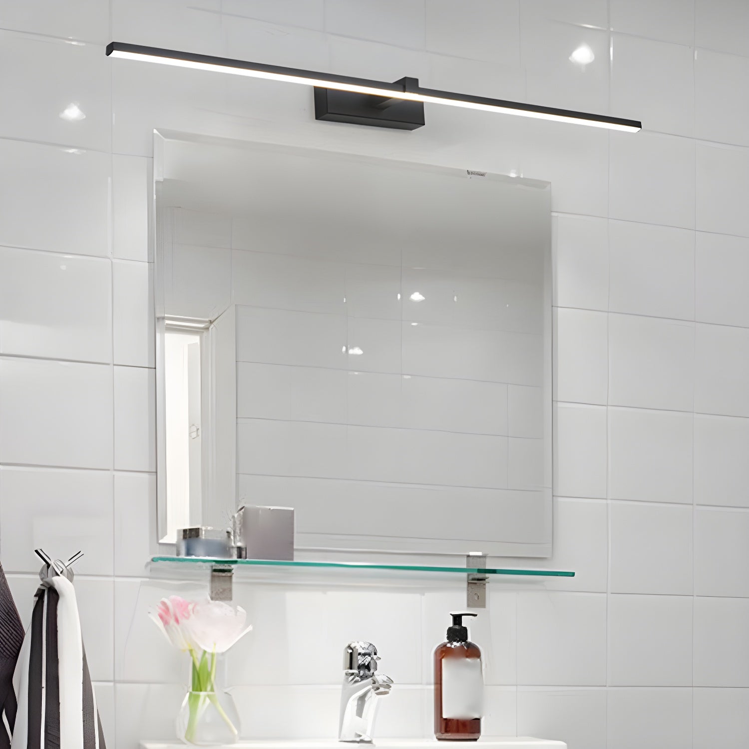 Lineaire Spiegelverlichting Metaal – Geïntegreerde LED Wandlamp in Zwart – 3 Lengtes | Sansoti