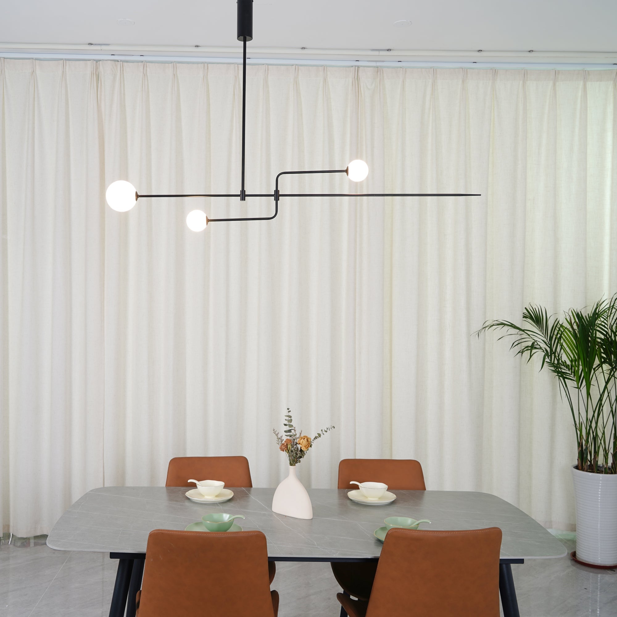 Mobiel Plafondlamp met Glazen Bollen – Modern Messing of Zwart Design – 9 Configuraties – G9 & G4 Fitting | Sansoti