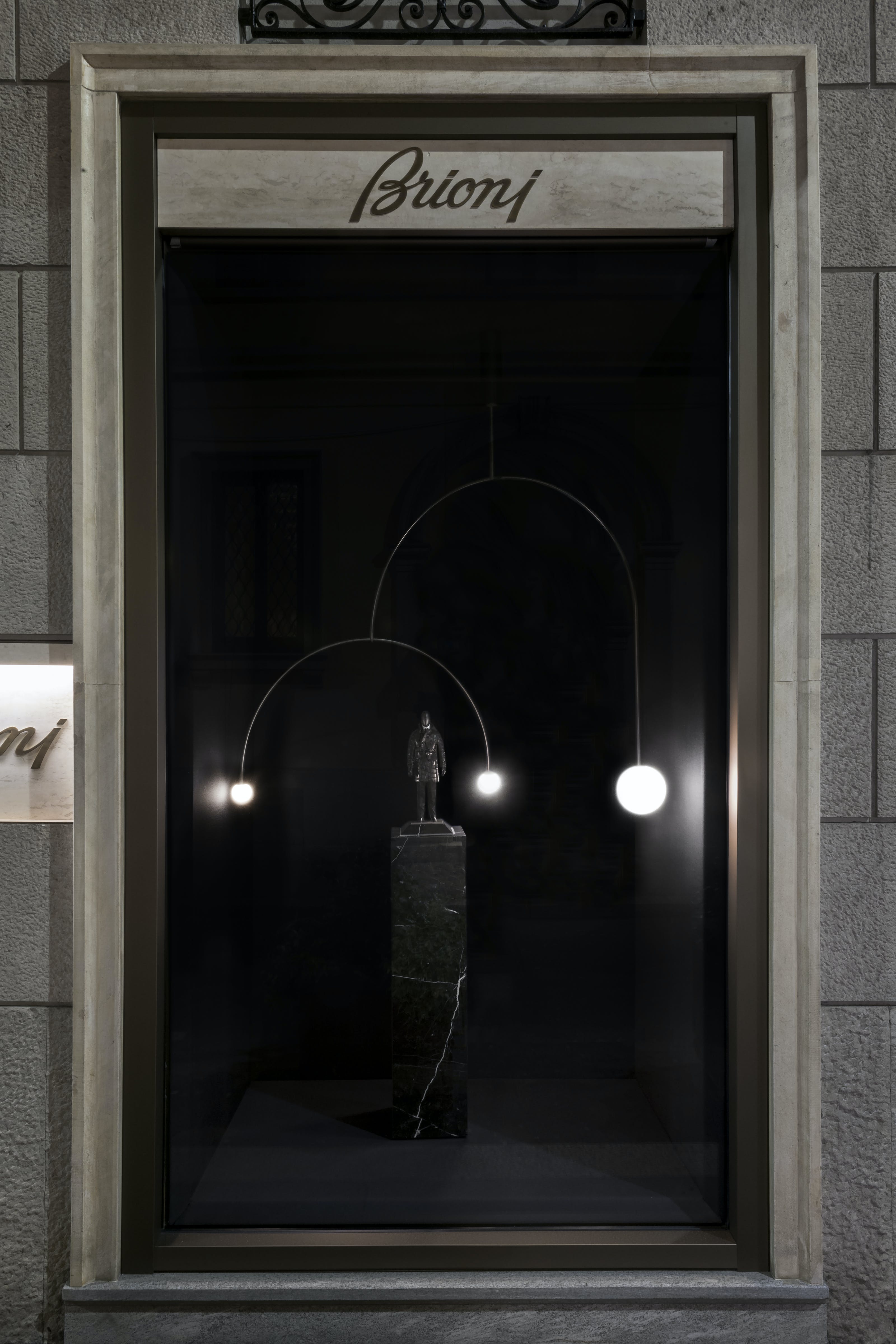 Mobiel Plafondlamp met Glazen Bollen – Modern Messing of Zwart Design – 9 Configuraties – G9 & G4 Fitting | Sansoti