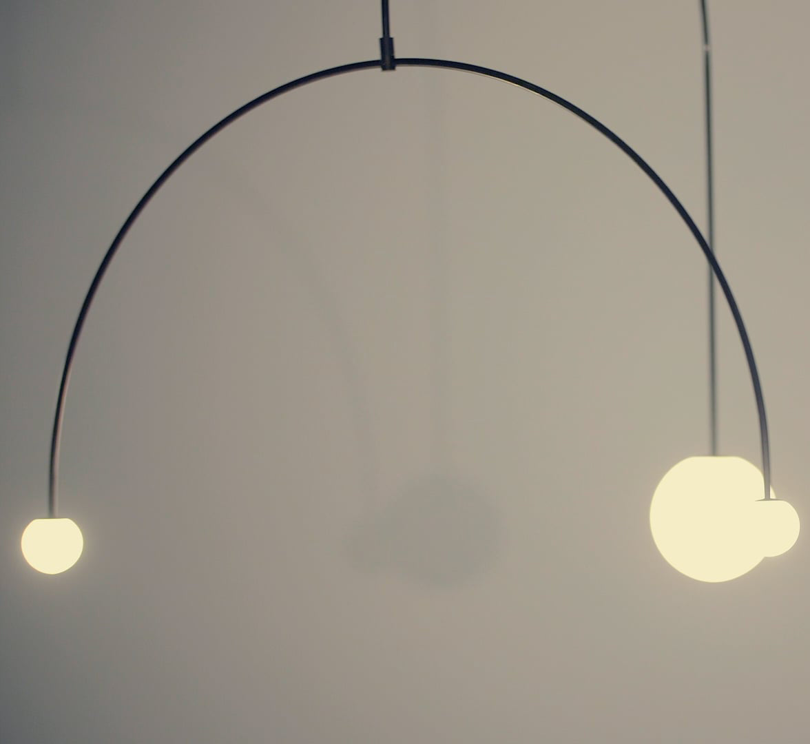Mobiel Plafondlamp met Glazen Bollen – Modern Messing of Zwart Design – 9 Configuraties – G9 & G4 Fitting | Sansoti