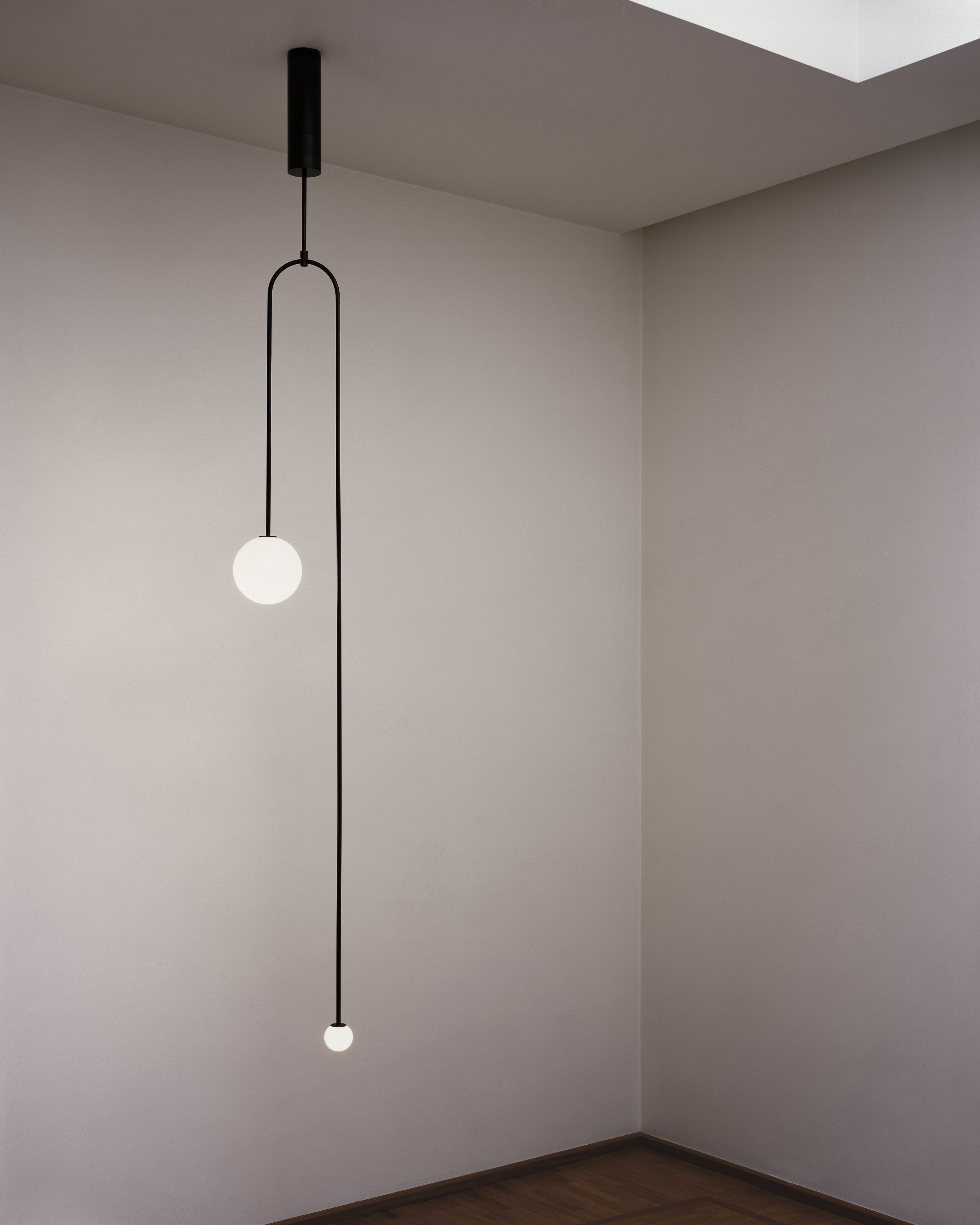 Mobiel Plafondlamp met Glazen Bollen – Modern Messing of Zwart Design – 9 Configuraties – G9 & G4 Fitting | Sansoti