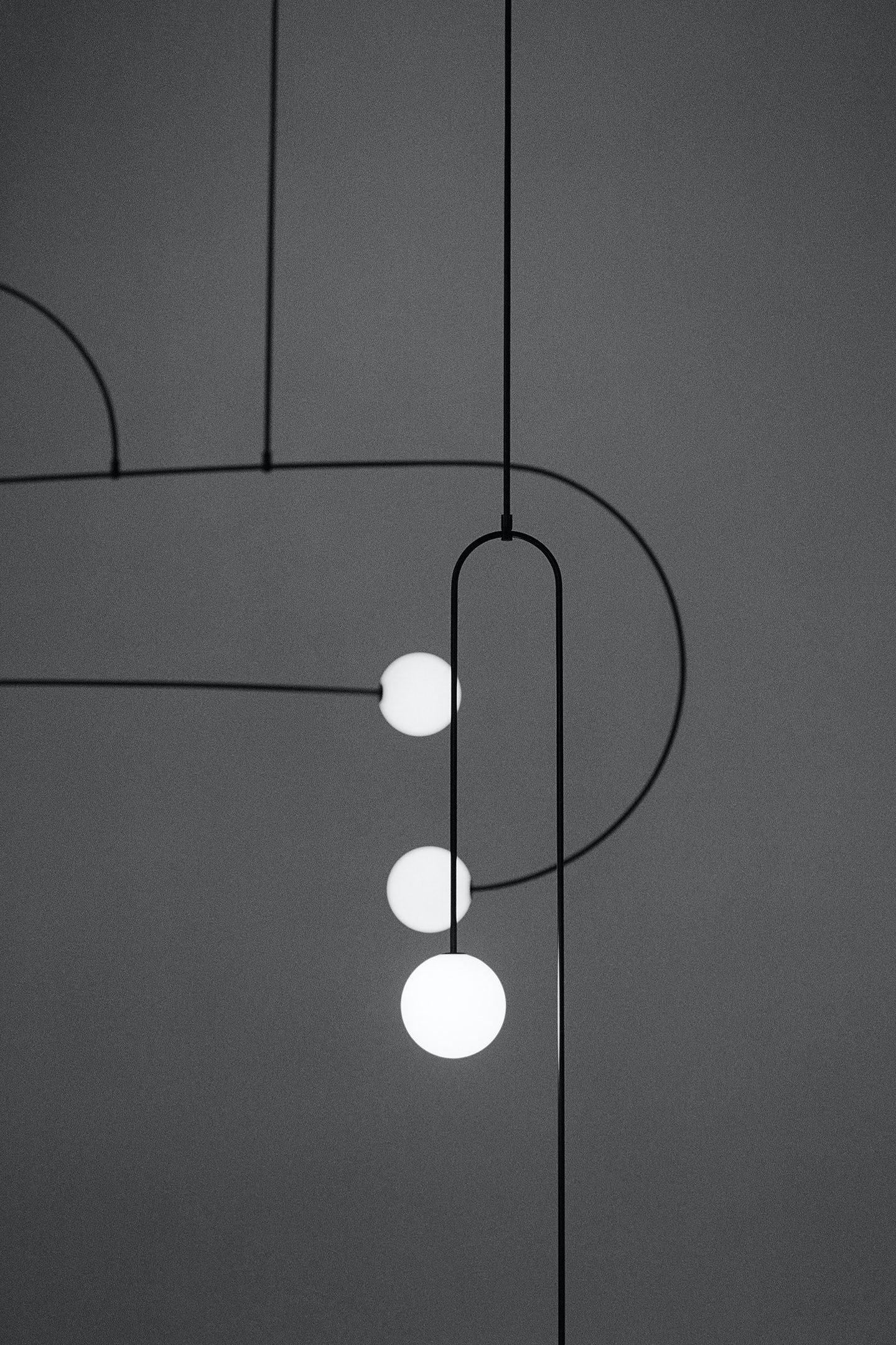 Mobiel Plafondlamp met Glazen Bollen – Modern Messing of Zwart Design – 9 Configuraties – G9 & G4 Fitting | Sansoti