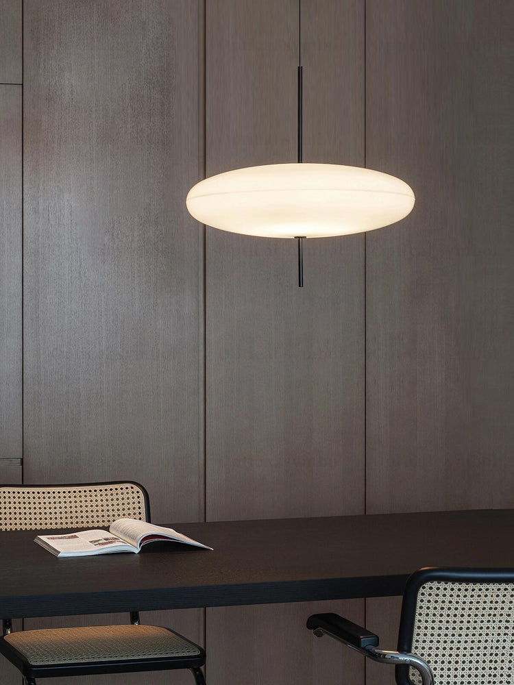 Opaalwitte Schijfhanglamp Elliptisch Design Glas-Effect Polymeer 3-4 Lichtpunten E26/E27 Moderne Designlamp Scandinavische Stijl Zwart of Wit Scandinavisch Interieur | Sansoti