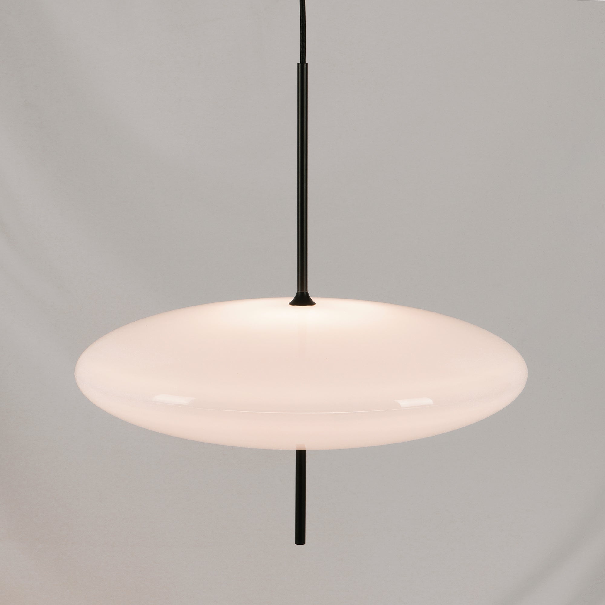 Opaalwitte Schijfhanglamp Elliptisch Design Glas-Effect Polymeer 3-4 Lichtpunten E26/E27 Moderne Designlamp Scandinavische Stijl Zwart of Wit Scandinavisch Interieur | Sansoti