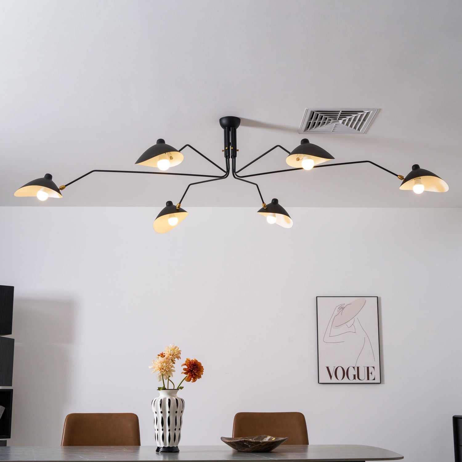 Verstelbare Spinlamp Multi-Arm Plafondlamp Industriële Design Messing Details Zwart Wit Scandinavisch Modern | Sansoti