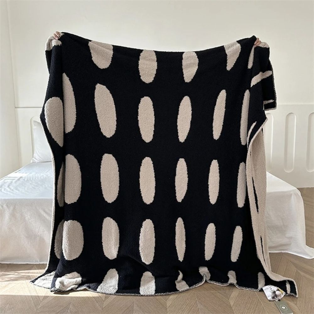 Fleecedecke Punkte Schwarz-Weiß 130x170cm Beidseitig Weiches Nylon Plaid Schlafzimmer Wohnzimmer Dekorativ | Sansoti