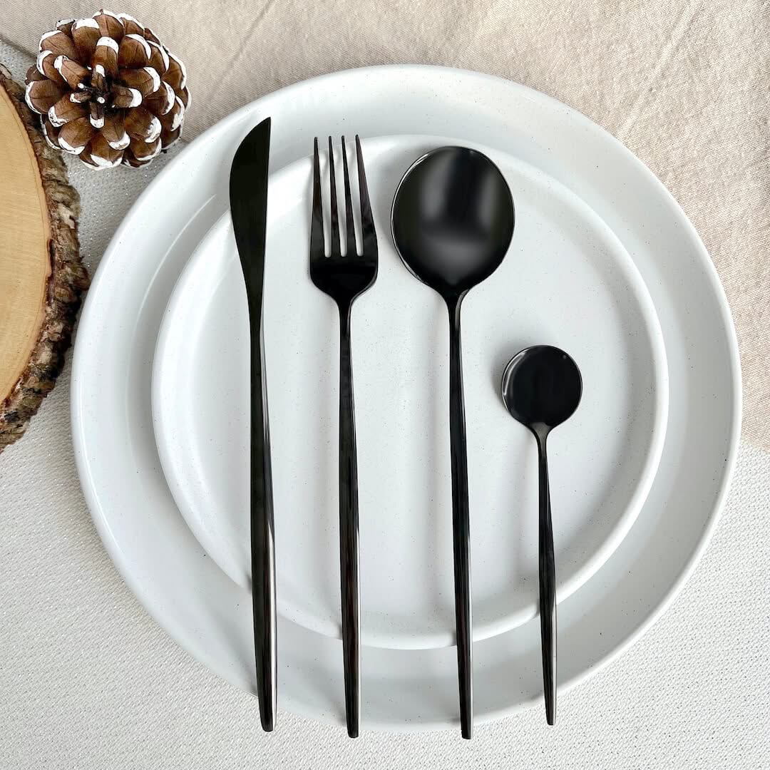 Zwart Bestek Set 4-delig RVS Mat Tafelbestek Duurzaam voor Dagelijks Gebruik Feestelijke Diners Keuken | Sansoti