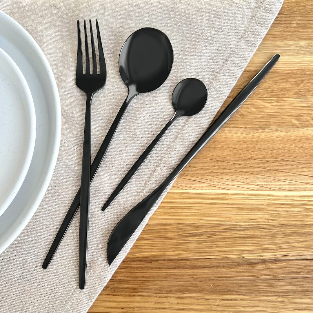 Zwart Bestek Set 4-delig RVS Mat Tafelbestek Duurzaam voor Dagelijks Gebruik Feestelijke Diners Keuken | Sansoti