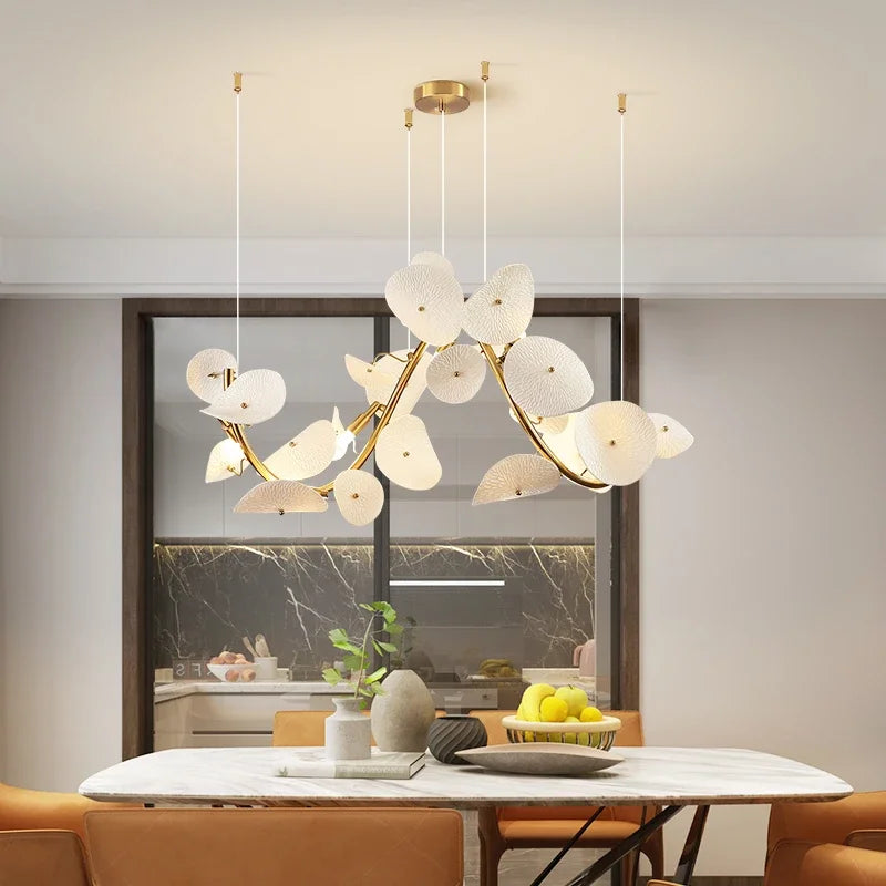 Linearer keramischer Lotus-Kronleuchter 90-160cm Weiß LED Esszimmer Wohnzimmer Moderne Designbeleuchtung Hängeleuchte | Sansoti