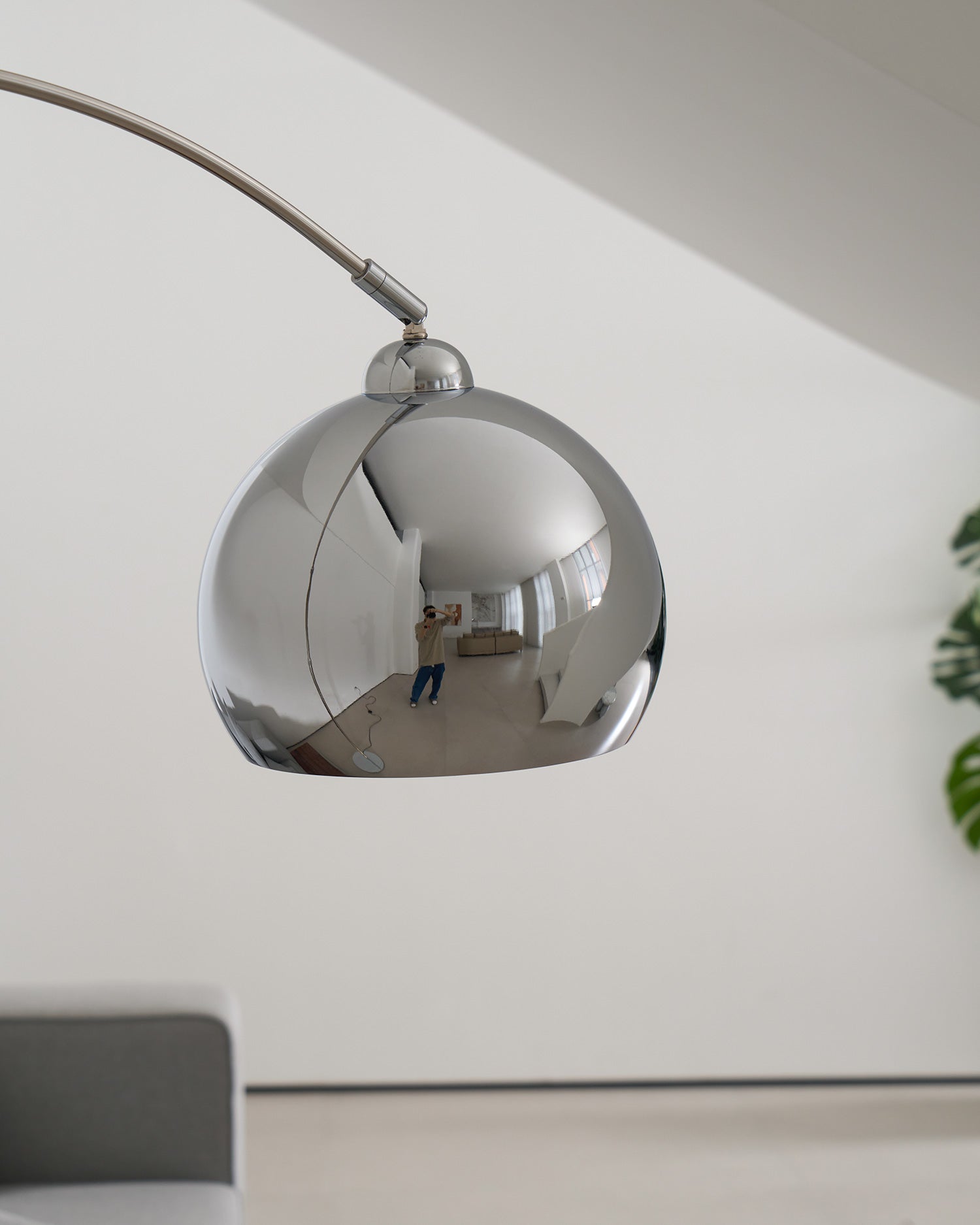 Verstelbare Vloerlamp Metaal Zwart Chroom Wit Telescopische Arm Leeslamp Modern Design | Sansoti