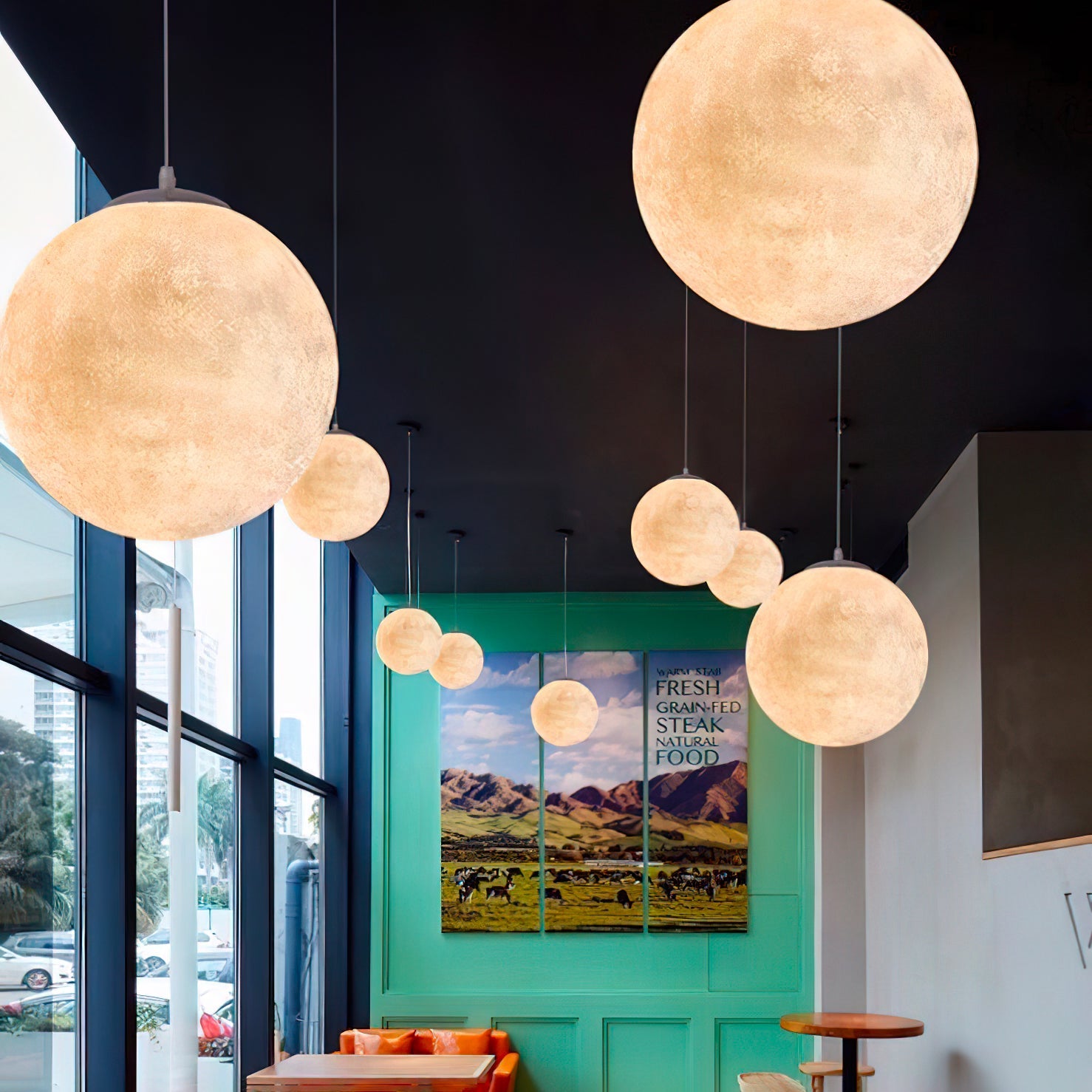 Maan Hanglamp – Realistische Textuur – 8 Maten Beschikbaar – Romantische Maanbol voor Slaapkamer Eetkamer Kinderkamer – Dimbaar Warm Licht – Schuine Plafondadapter Inbegrepen | Sansoti