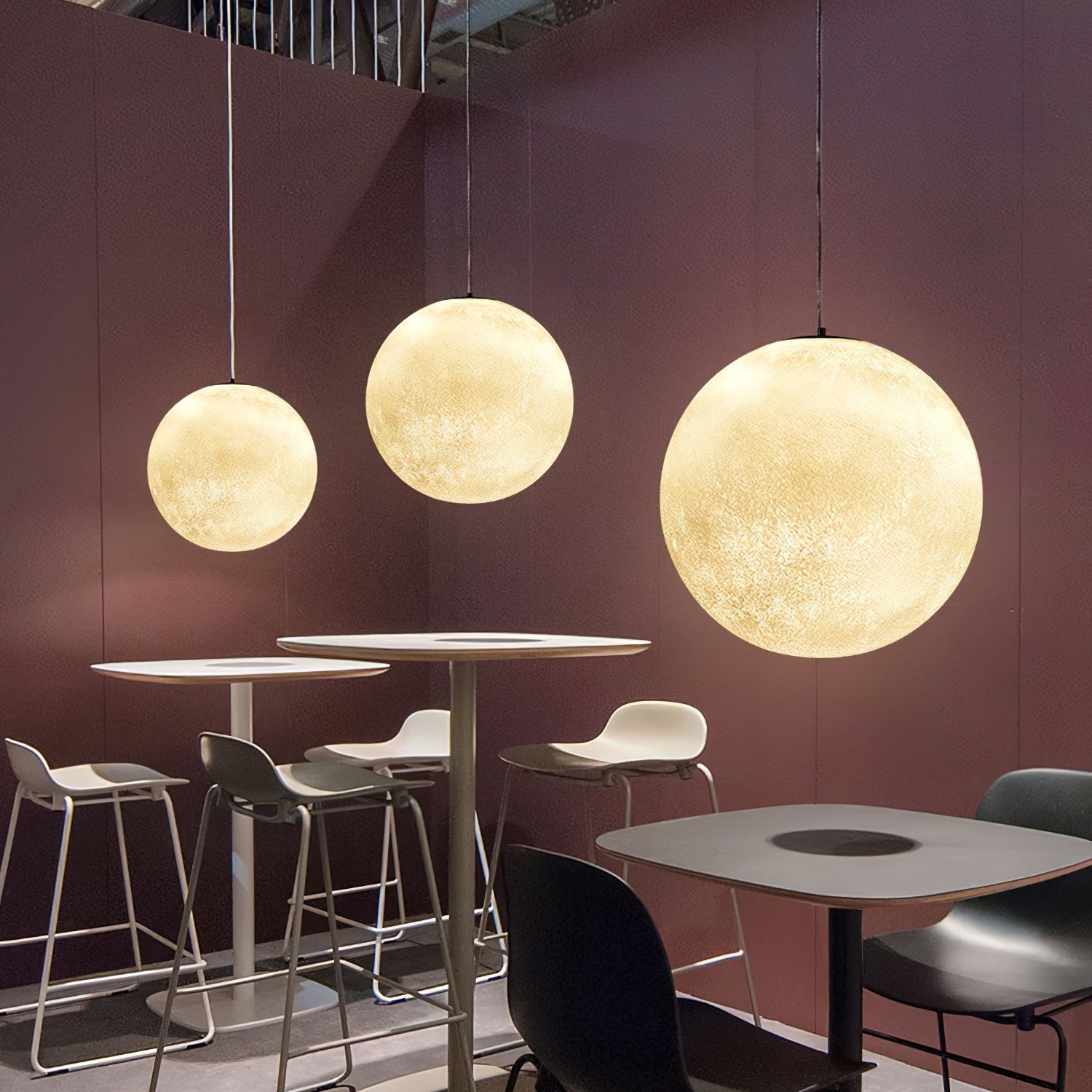 Maan Hanglamp – Realistische Textuur – 8 Maten Beschikbaar – Romantische Maanbol voor Slaapkamer Eetkamer Kinderkamer – Dimbaar Warm Licht – Schuine Plafondadapter Inbegrepen | Sansoti