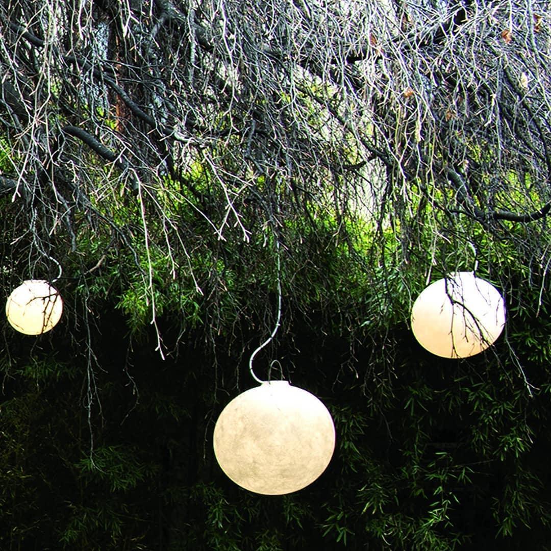 Hanging Moon Lamp, Spherical White Design, Adjustable 25-100cm, Ambient Lighting, Modern Living Room Décor | Sansoti