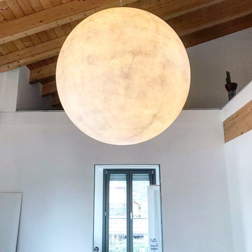 Hanging Moon Lamp, Spherical White Design, Adjustable 25-100cm, Ambient Lighting, Modern Living Room Décor | Sansoti