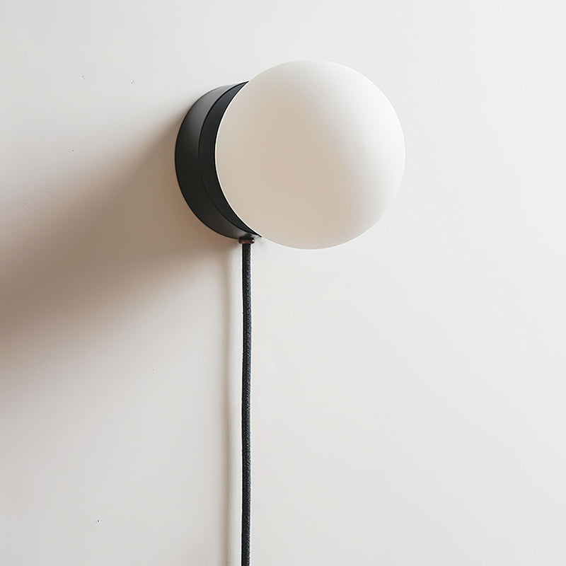 Wandlamp Plug-In Glas & IJzer Zwart Wit Sfeerlicht Slaapkamer Gang | Sansoti