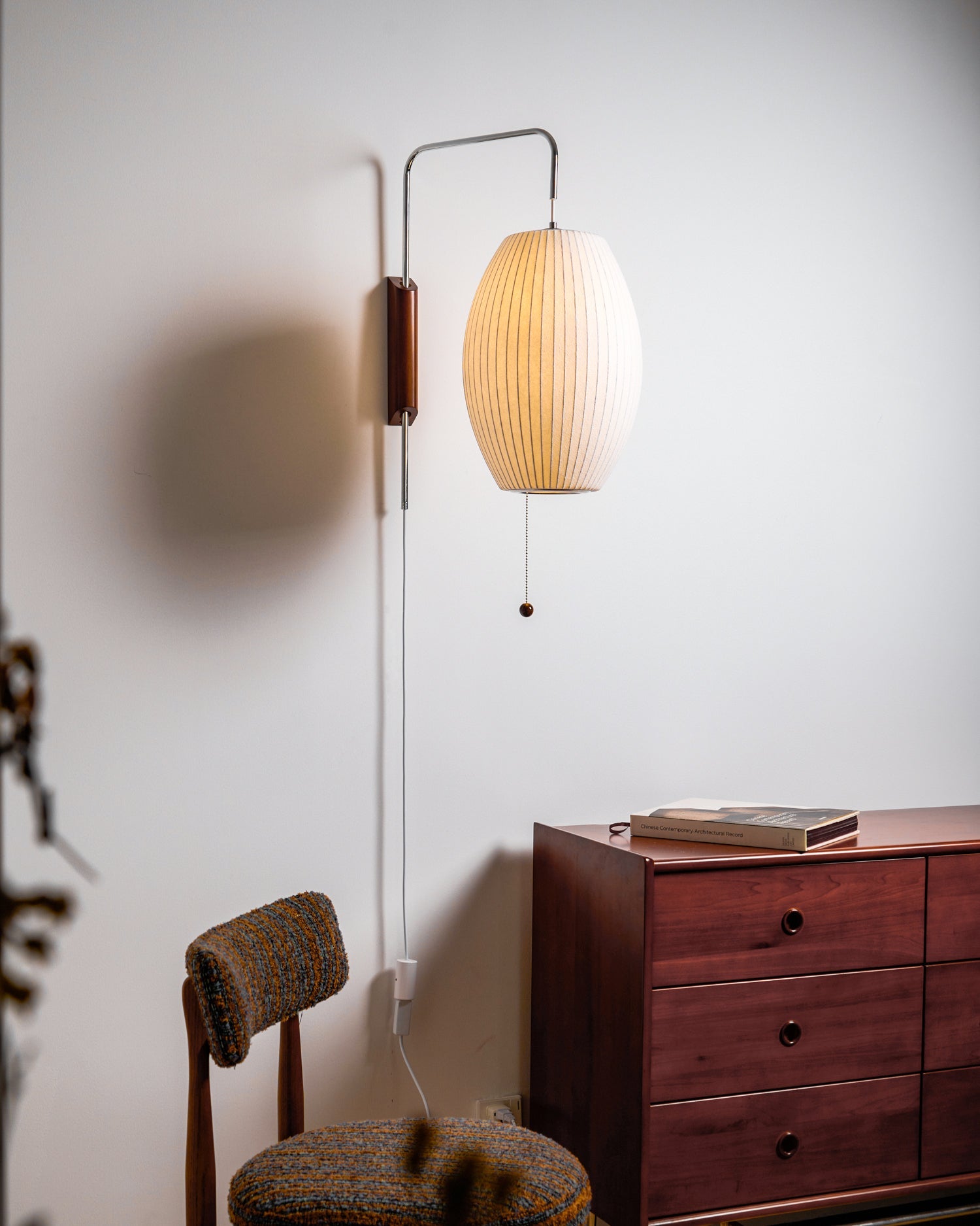 Wandlamp Zijden Kap Walnoot Metaal Wit Woonkamer Slaapkamer | Sansoti