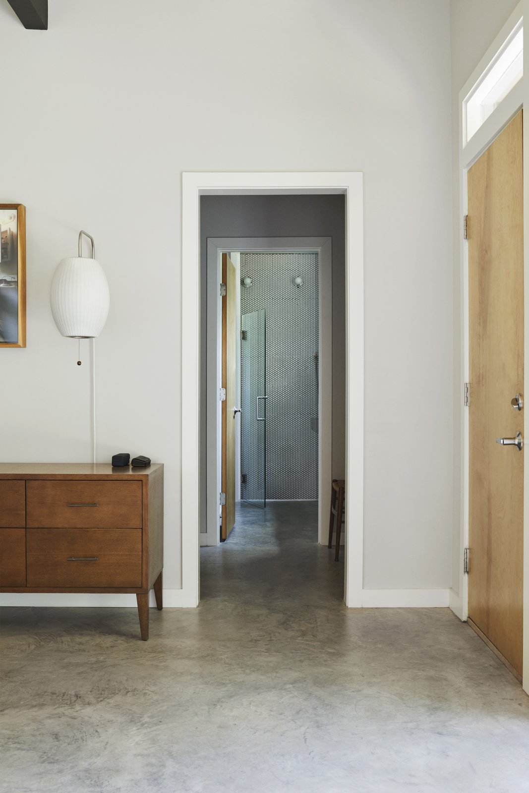 Wandlamp Zijden Kap Walnoot Metaal Wit Woonkamer Slaapkamer | Sansoti
