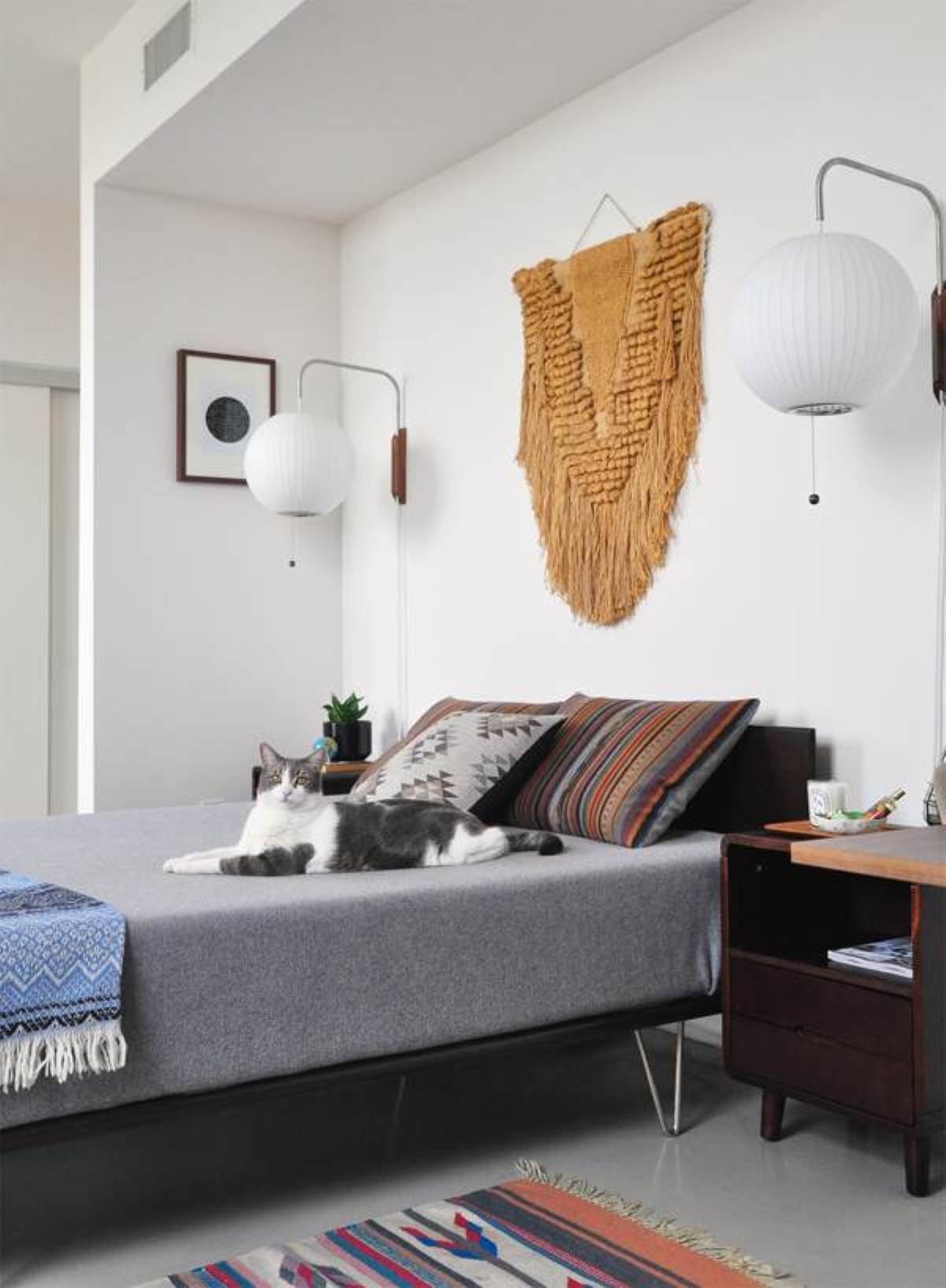 Wandlamp Zijden Kap Walnoot Metaal Wit Woonkamer Slaapkamer | Sansoti