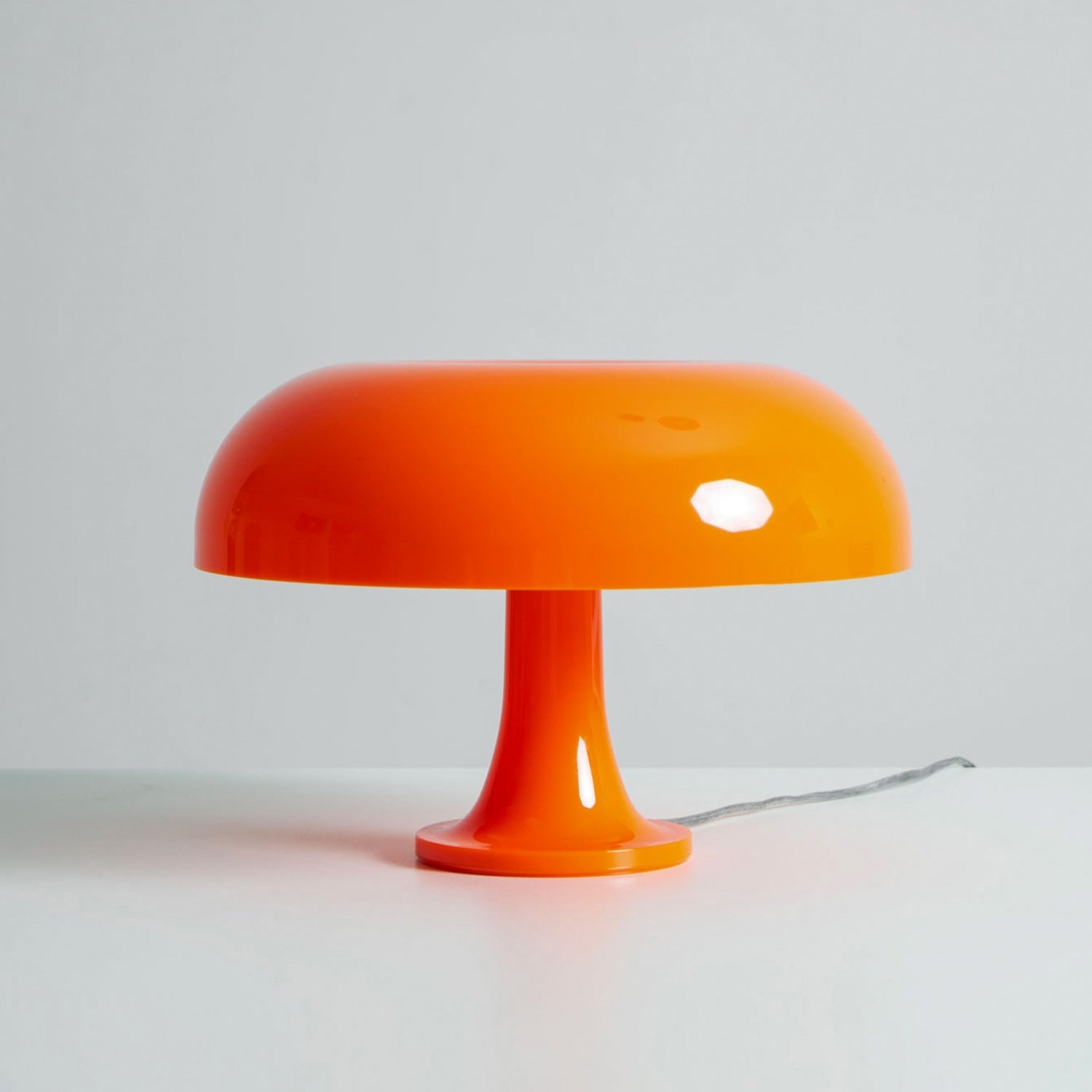 Paddenstoelvormige Tafellamp met 4 Lichtbronnen en Gedimde Retro Sfeer | Sansoti