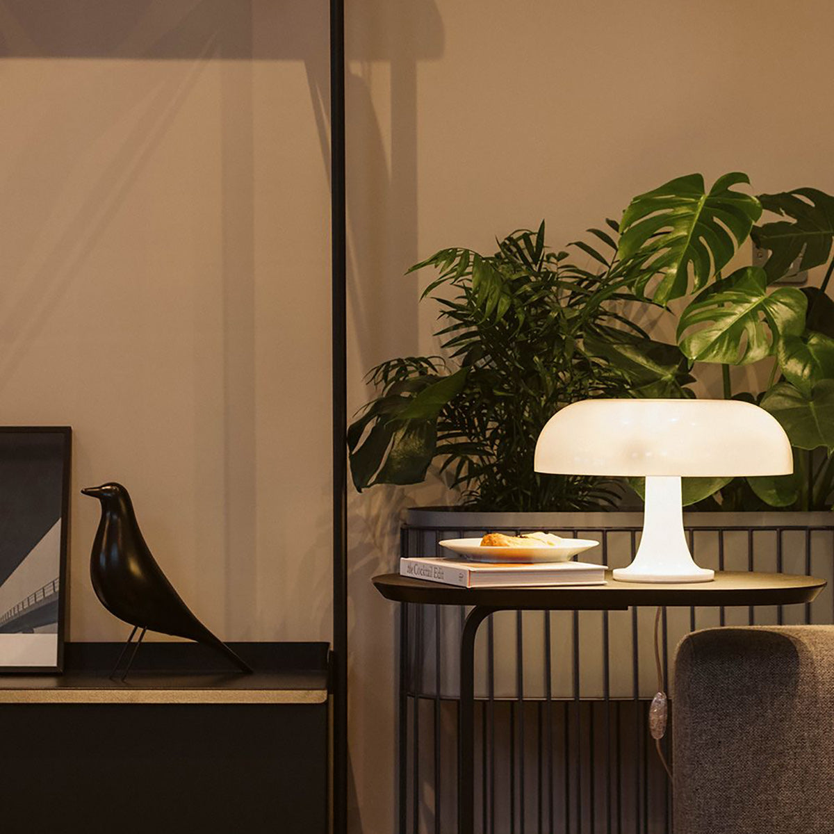Paddenstoelvormige Tafellamp met 4 Lichtbronnen en Gedimde Retro Sfeer | Sansoti