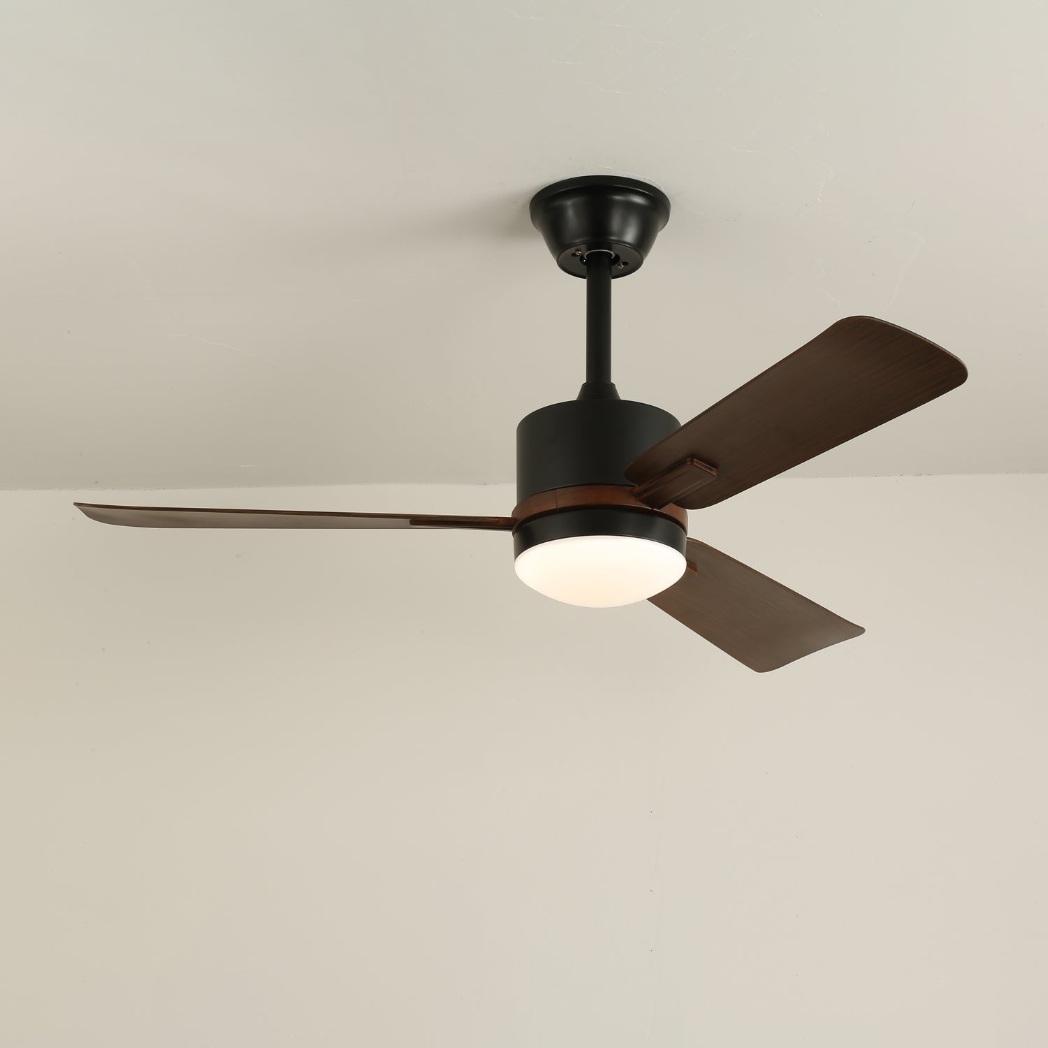 Moderne Plafondventilator met Verlichting — Hout & LED — Afstandsbediening | Sansoti
