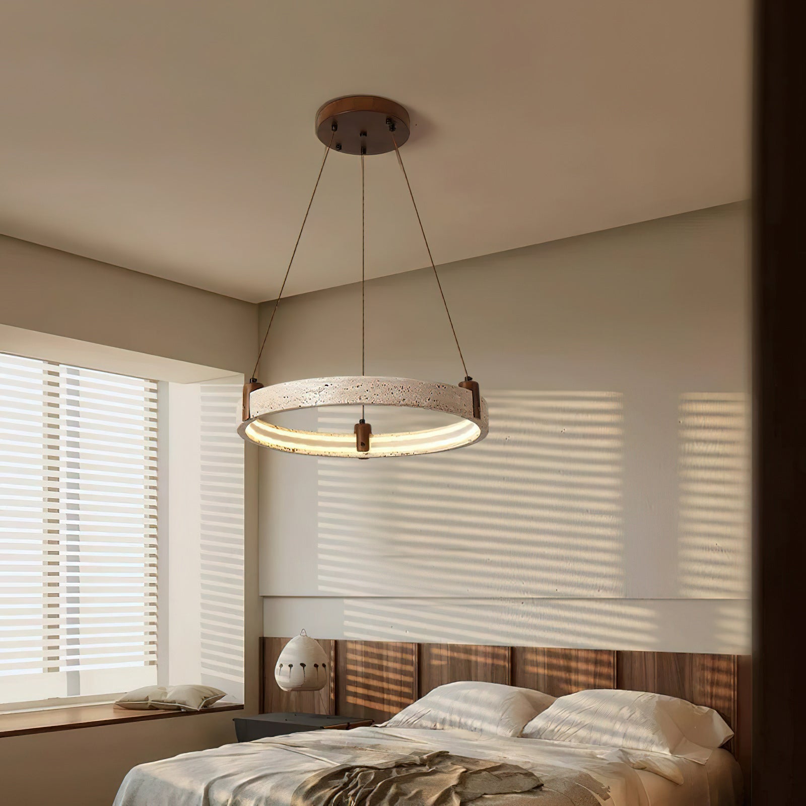 Travertijn Ring Kroonluchter – Natuursteen Hanglamp met Walnoot Hout en Geïntegreerde LED | Scandinavisch Design voor Woon- en Eetkamer | Sansoti
