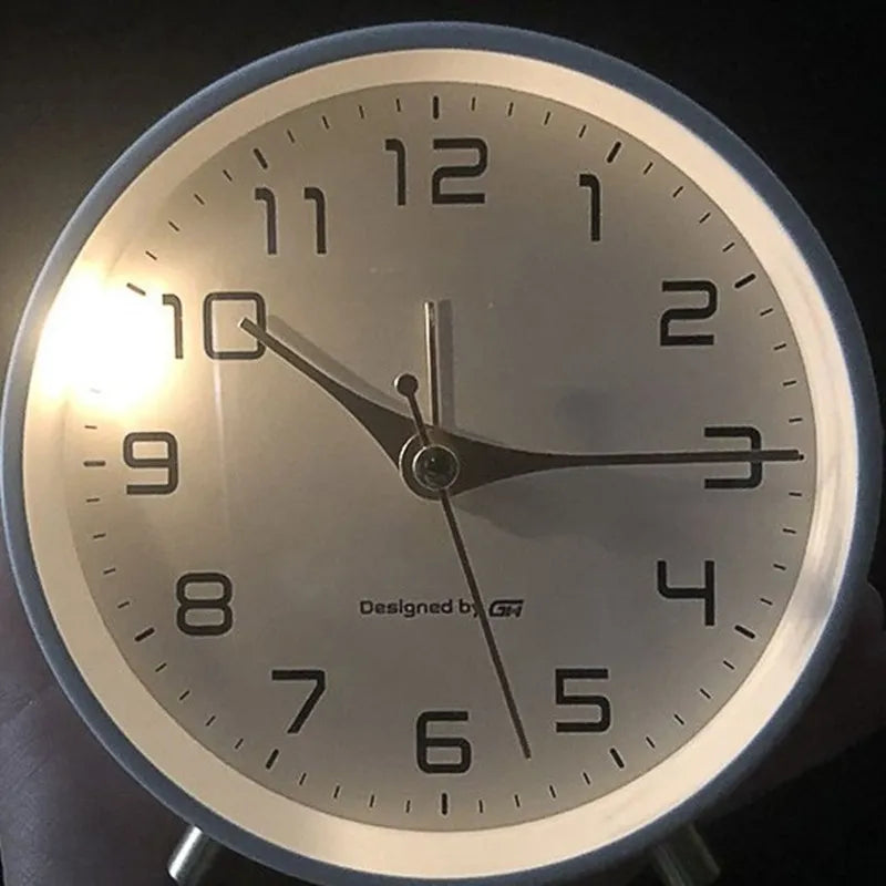 Tischuhr Skandinavischer Stil Uhrwerk Metall Glas Schlafzimmer Wohnzimmer Modern | Restfield