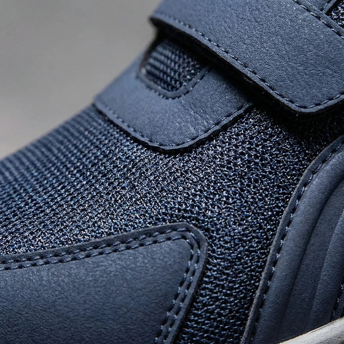 Orthopädische Wandersneaker für Herren, breite Passform, verstellbarer Klettverschluss, bequeme Alltagsschuhe zum Gehen | Sansoti
