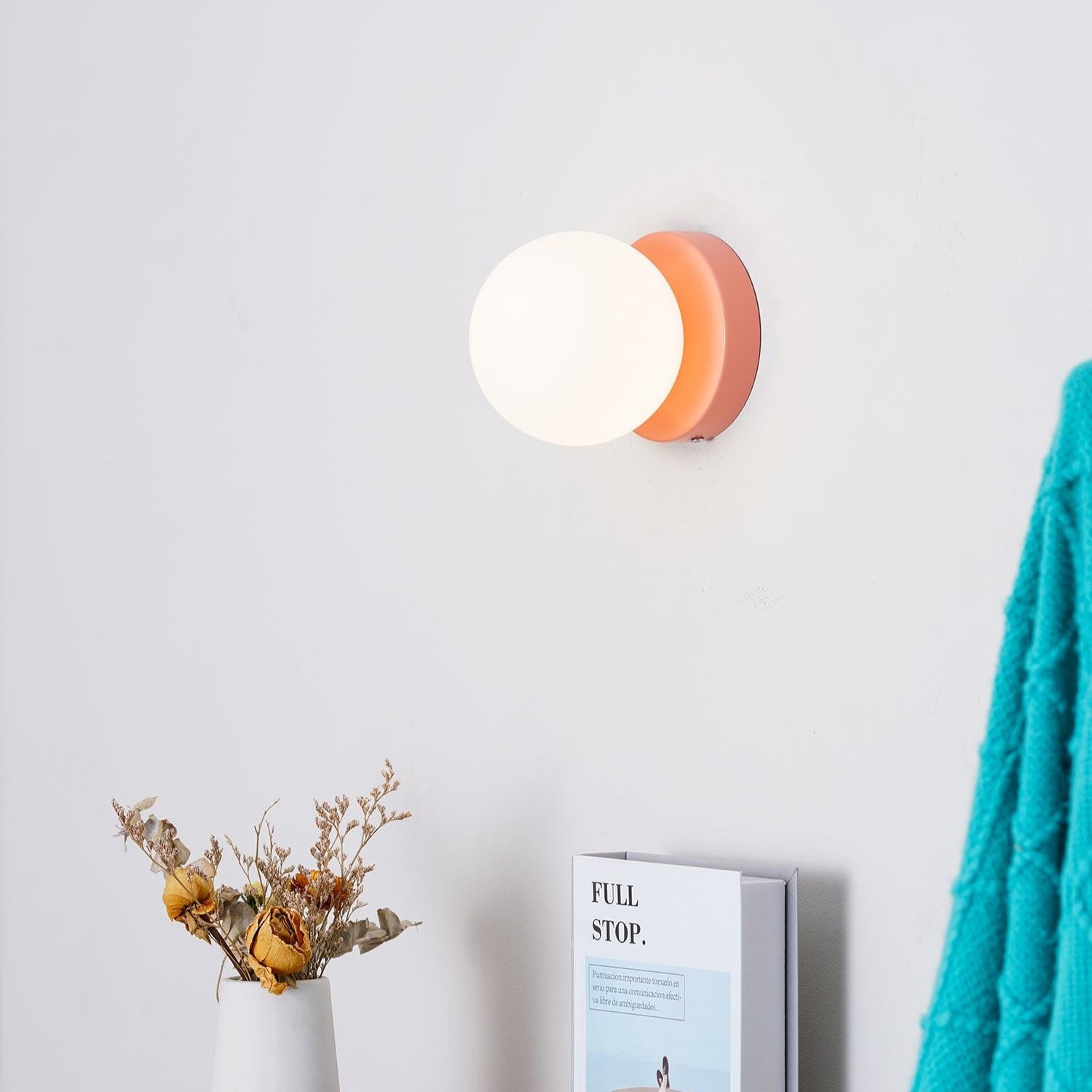 Nuvol Wandlamp — Metalen Wandspot met Glazen Bol ø12cm — Compacte Wandverlichting in 5 Kleuren | Sansoti