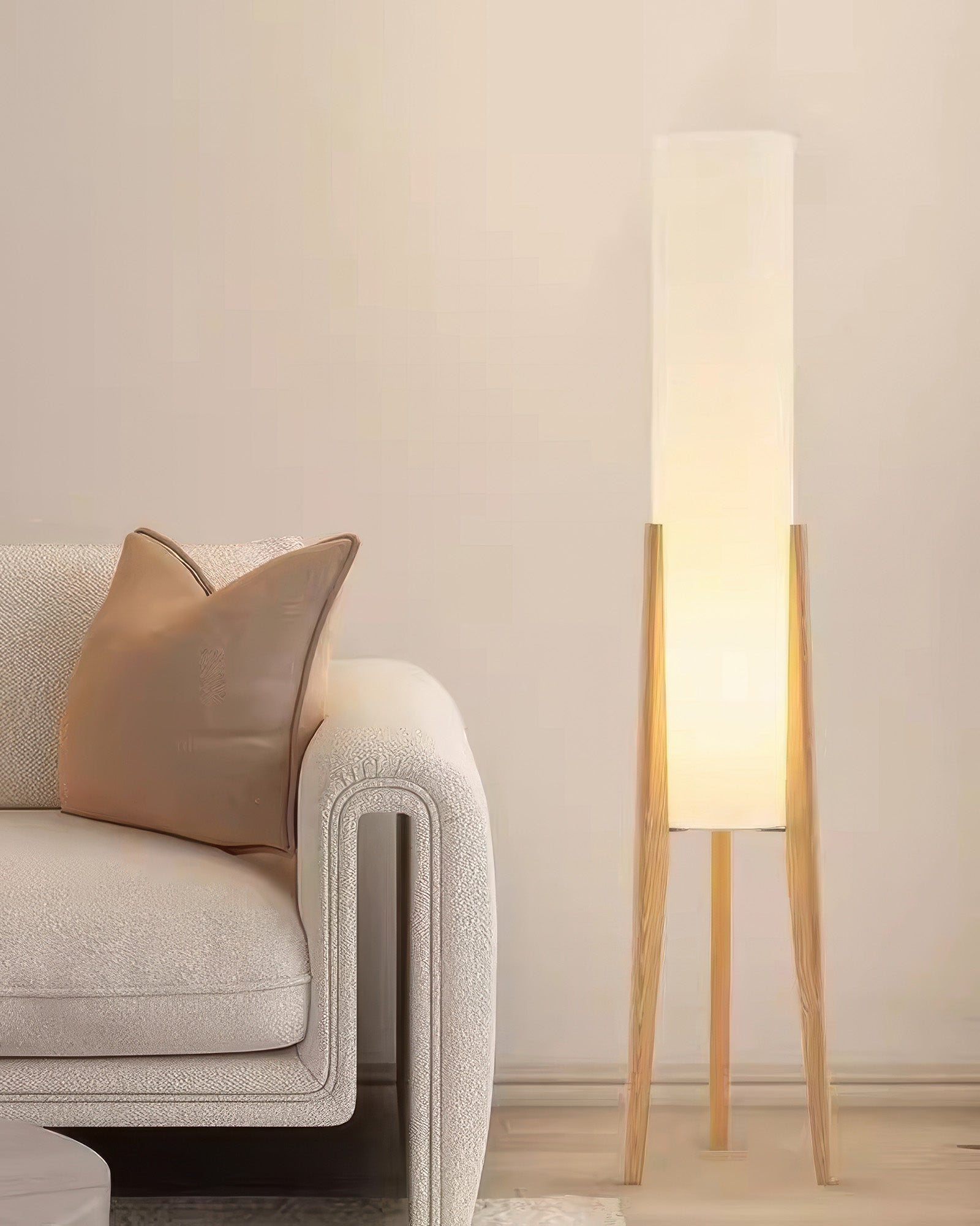 Scandinavische vloerlamp van walnoothout met stoffen kap en warm licht voor stijlvolle interieurs | Sansoti