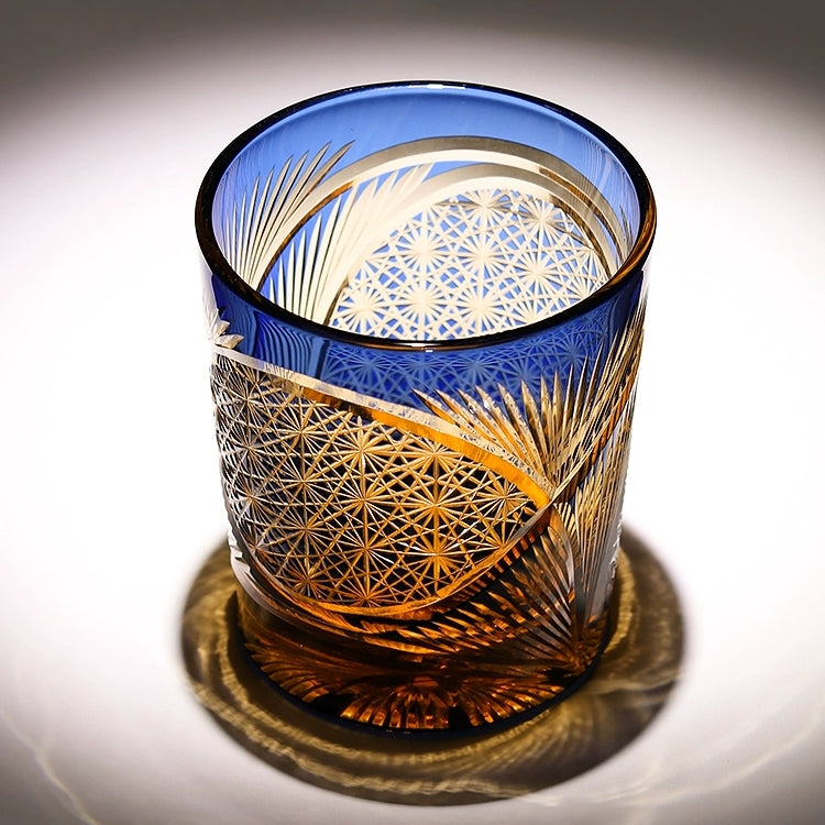 Verre à whisky Edo Kiriko Plume de grue Ambre Fait main Cristal japonais Boîte en bois | Restfield