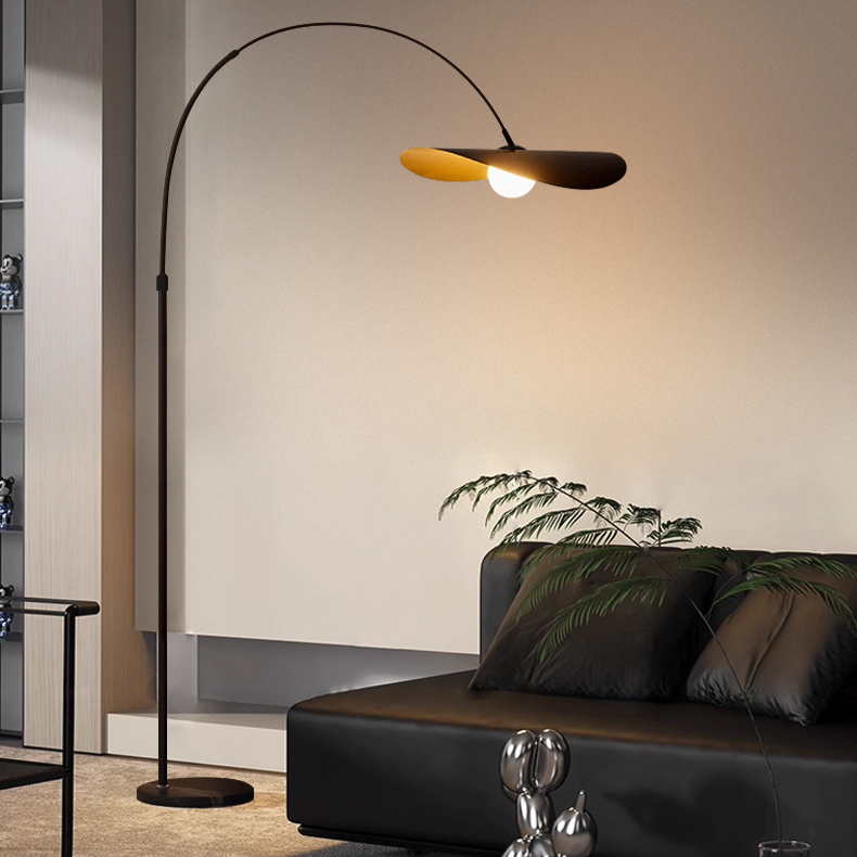 Bogen-Stehleuchte LED Eisen Acryl Schwarz Wohnzimmer Leseecke Stehlampe Minimalistisch Wabi Sabi Bogenlampe Modernes Interieur | Restfield