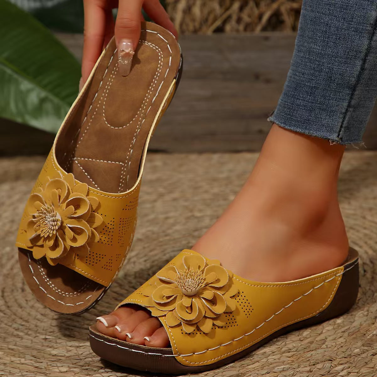 Comfortabele Damesloafers met Zachte Voetbed Zwart Wit Rood Geel Goud Beige Navy Bruin Zilver Instapper Platte Schoenen Dames Werkschoenen Casual Wandelschoenen | Sansoti
