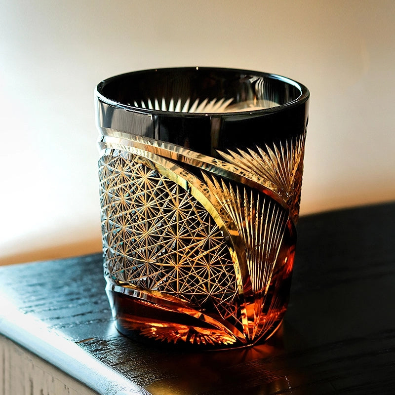 Verre à whisky Edo Kiriko Plume de grue Ambre Fait main Cristal japonais Boîte en bois | Restfield