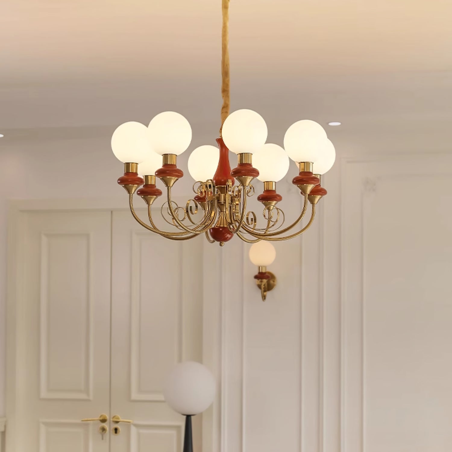 Kroonluchter met Groene Glazen Kappen en Gouden of Zwarte Afwerking – Luxe Hanglamp in 3, 5 of 8 Lichtpunten | Sansoti