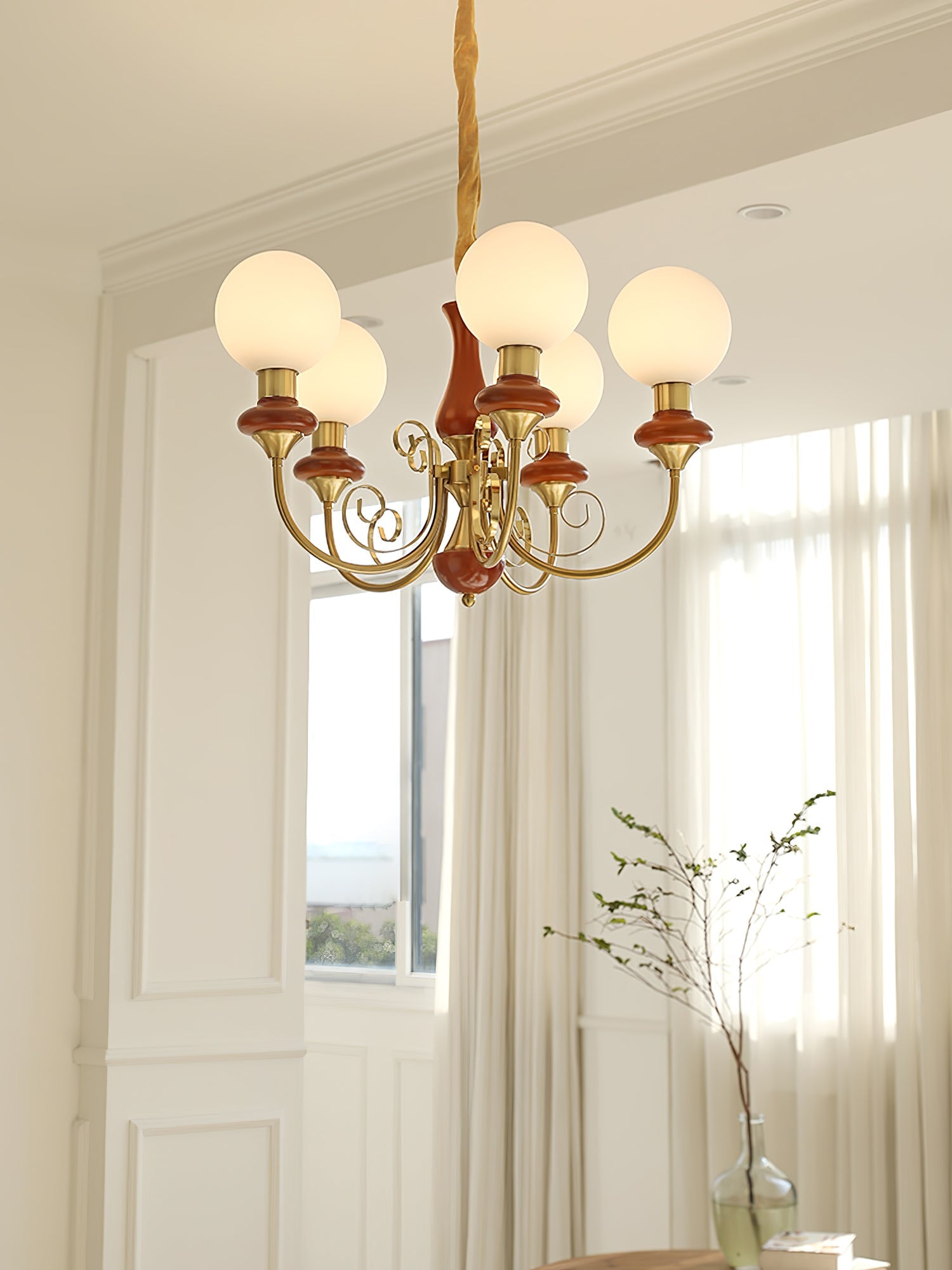 Kroonluchter met Groene Glazen Kappen en Gouden of Zwarte Afwerking – Luxe Hanglamp in 3, 5 of 8 Lichtpunten | Sansoti