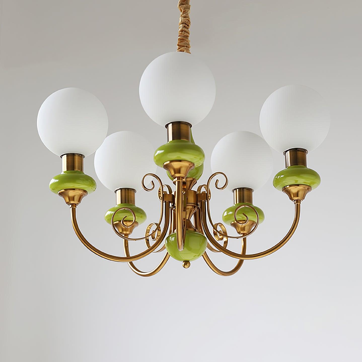Kroonluchter met Groene Glazen Kappen en Gouden of Zwarte Afwerking – Luxe Hanglamp in 3, 5 of 8 Lichtpunten | Sansoti