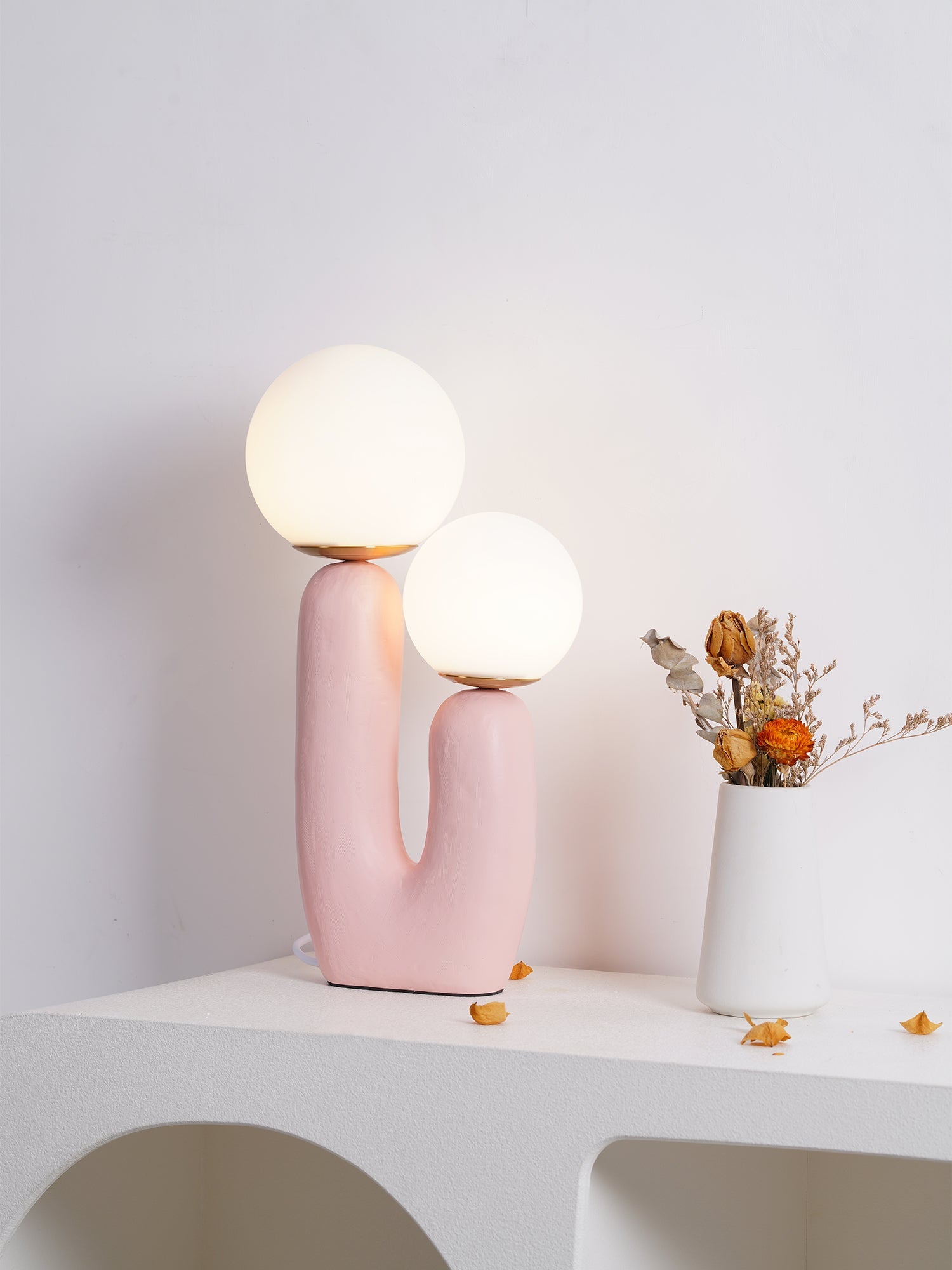 Tafellamp met Harsbehuizing en G9-Fitting – Keramische Oo-Collectielamp in Wit, Roze, Groen of Terra Cotta | Sansoti