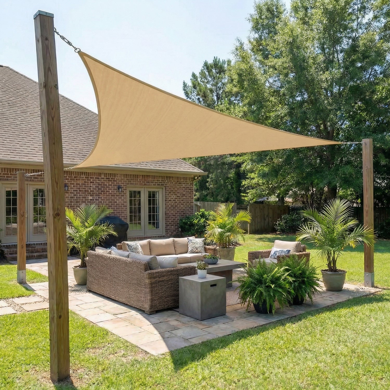 Triangular Waterproof Shade Cloth for Terrace and Garden – UV Protection and Privacy – Versatile Sun Sail | Sansoti