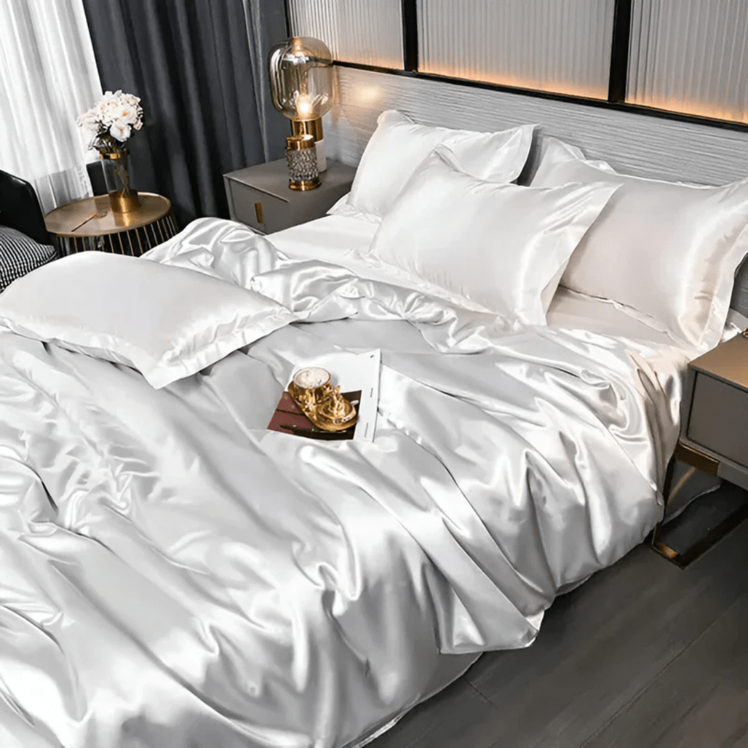 Silky-Soft Duvet Cover Set Luxury Sleep Comfort All Seasons Breathable Anti-Allergenic 150-220 cm Duvet | Sansoti